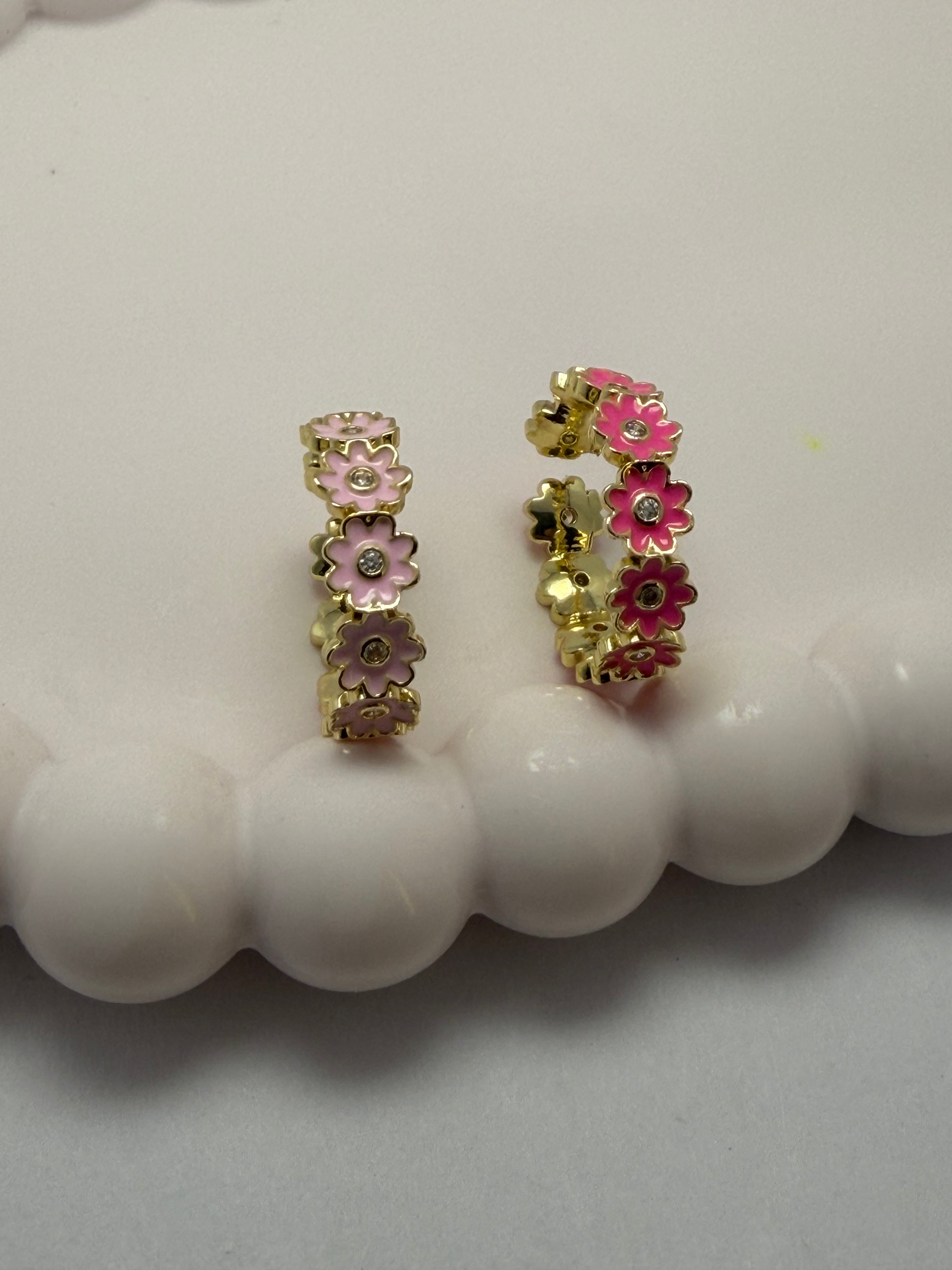 Daisy Chain Ring