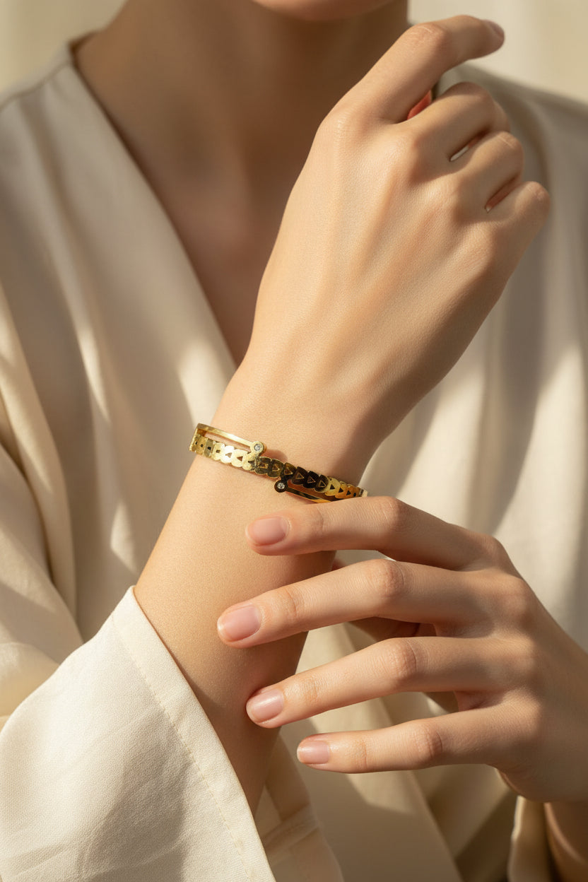 Amara Heart Bangle