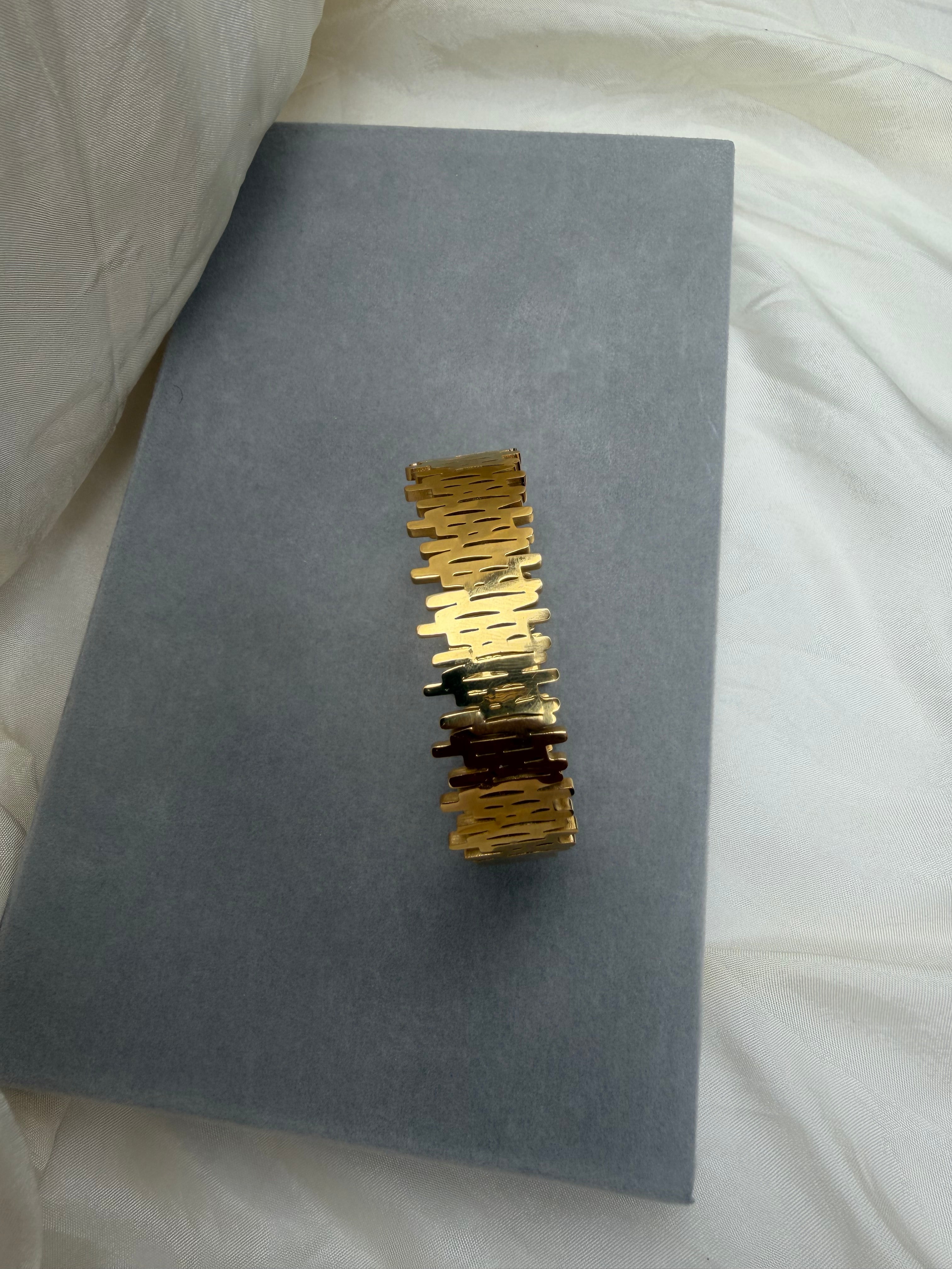Aurelia Band Bangle