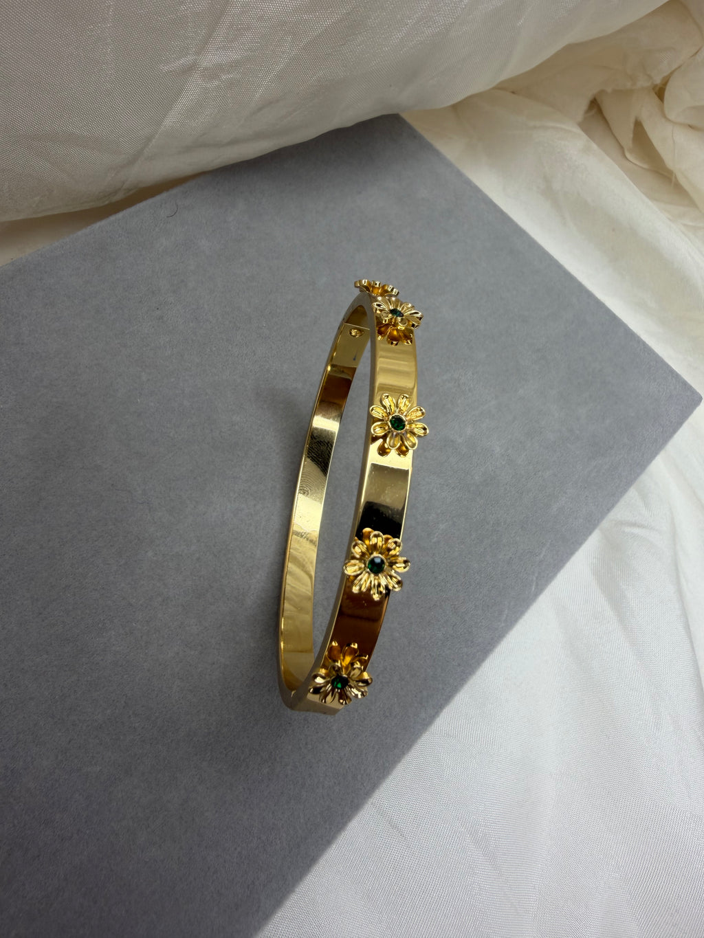 Panna Phool Bangle