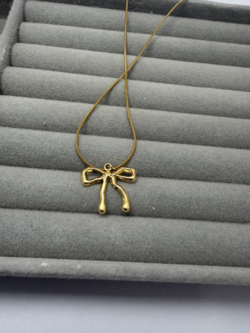Golden Tie Necklace