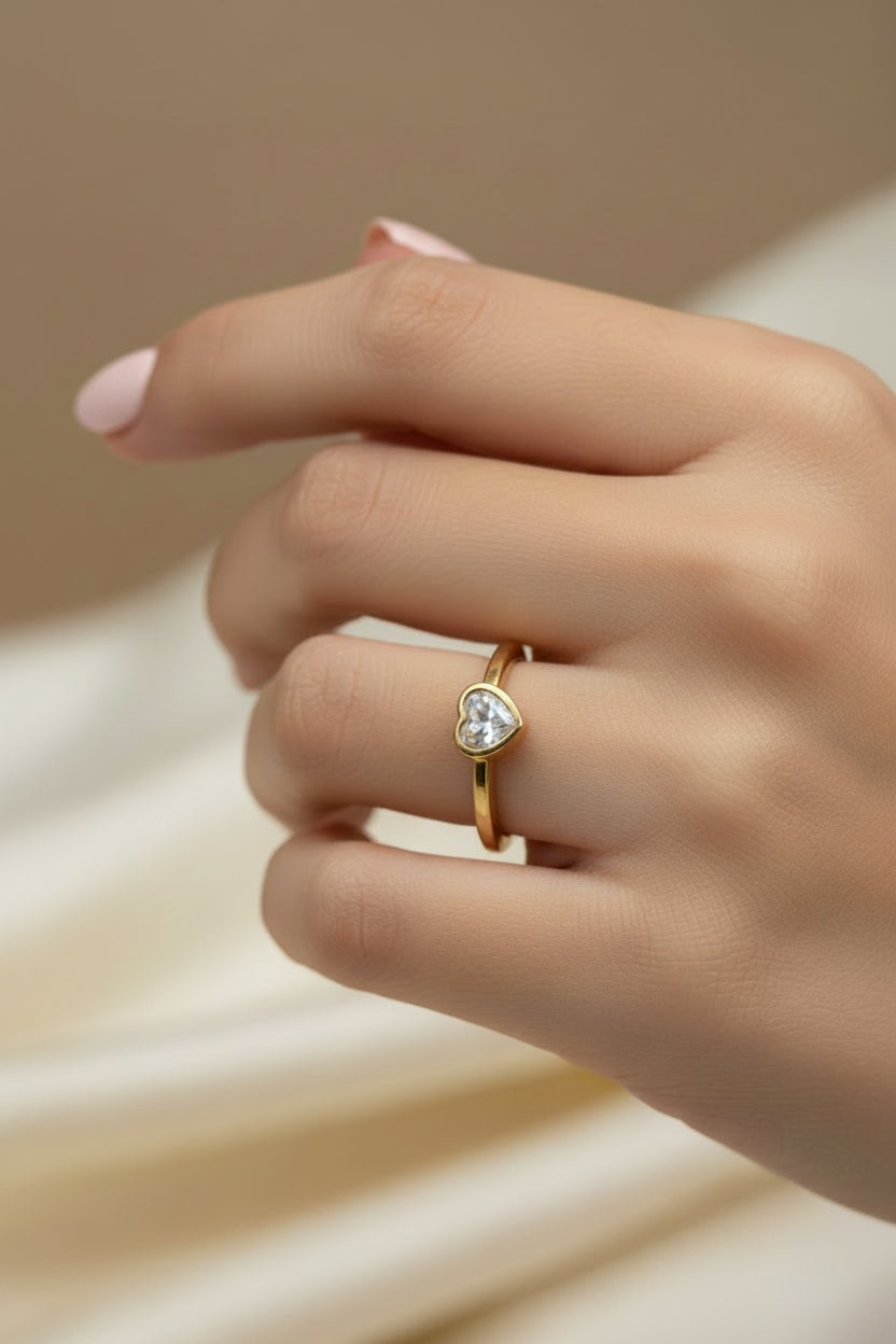 Amour Heart Solitaire Ring