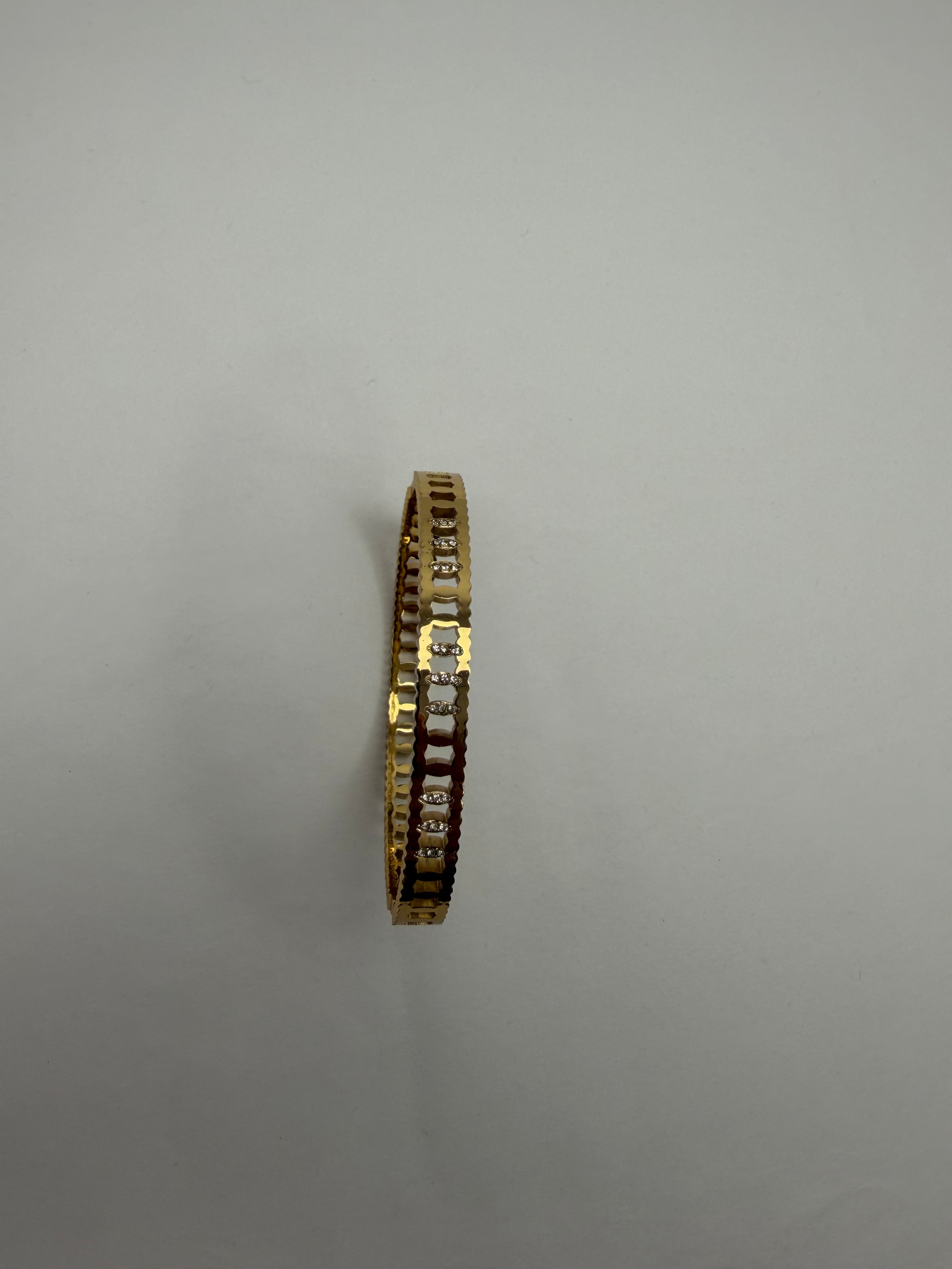 Celeste Loop Bracelet