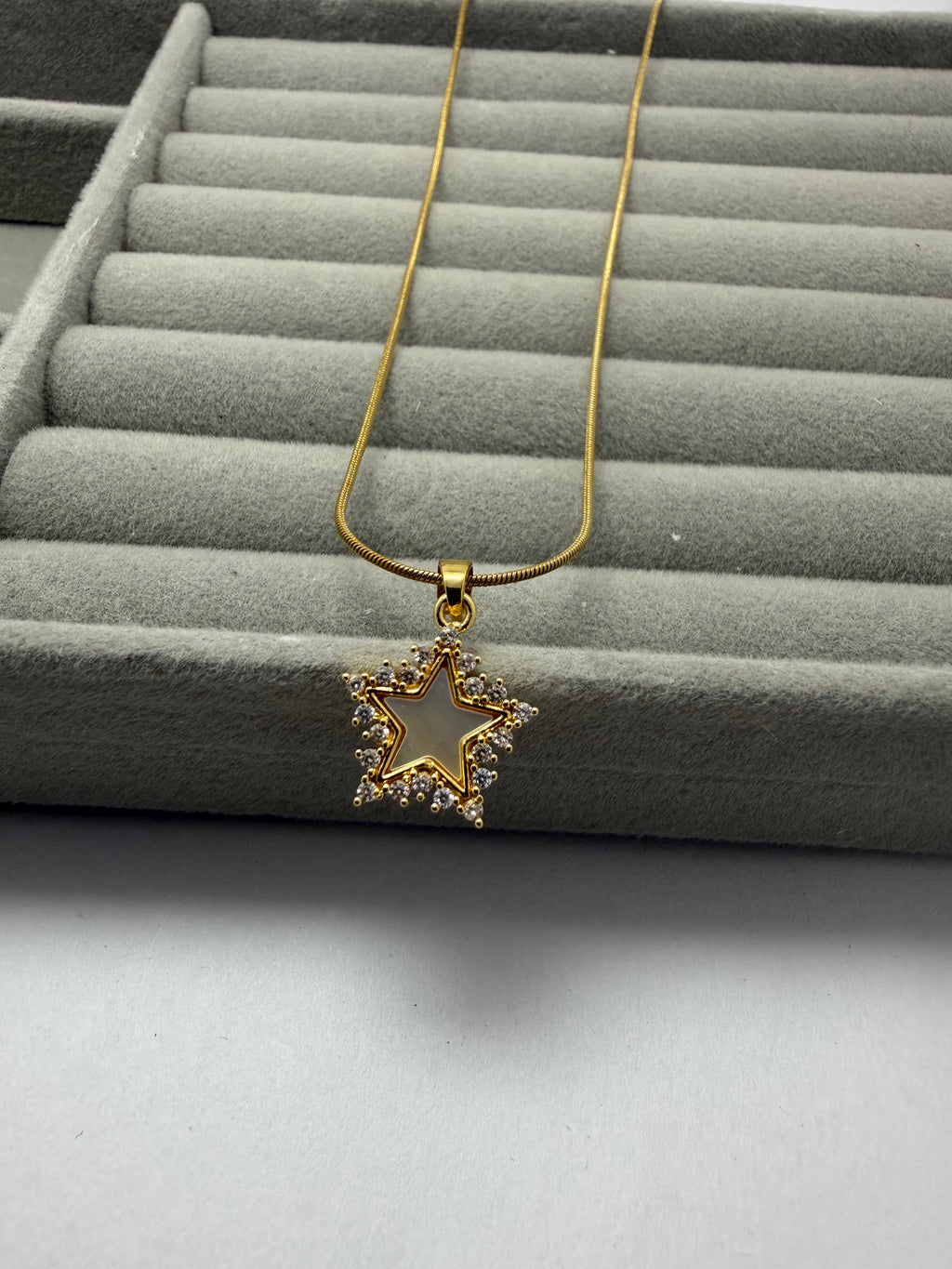 Dazzling Star Pendant Necklace