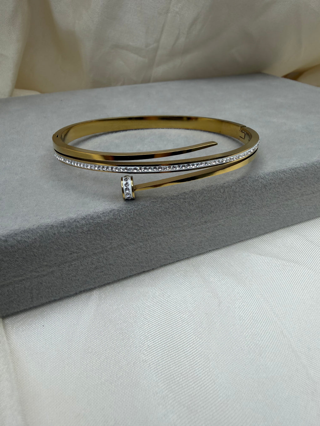 Luna Bangle
