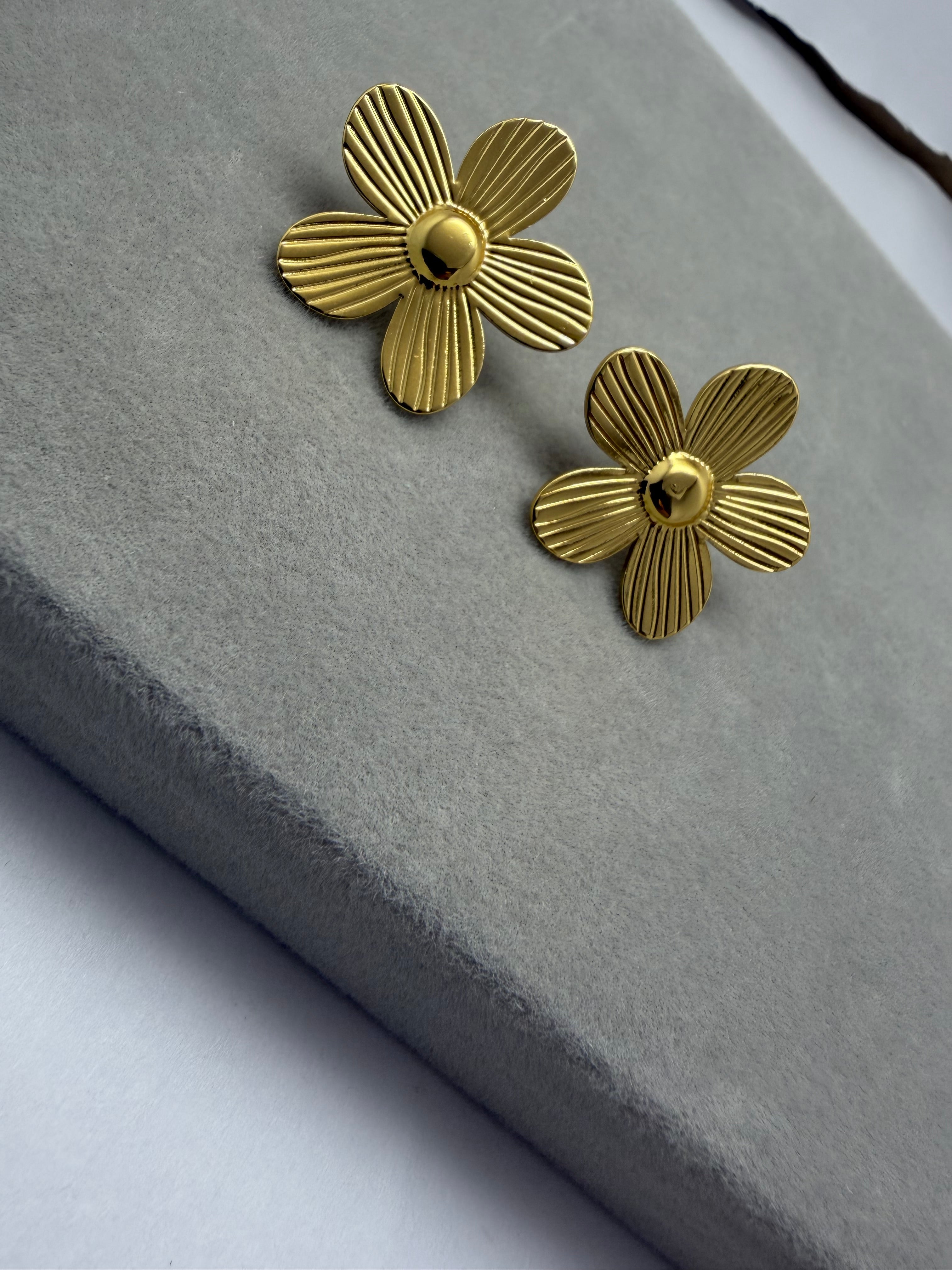 Flower Stud Earrings