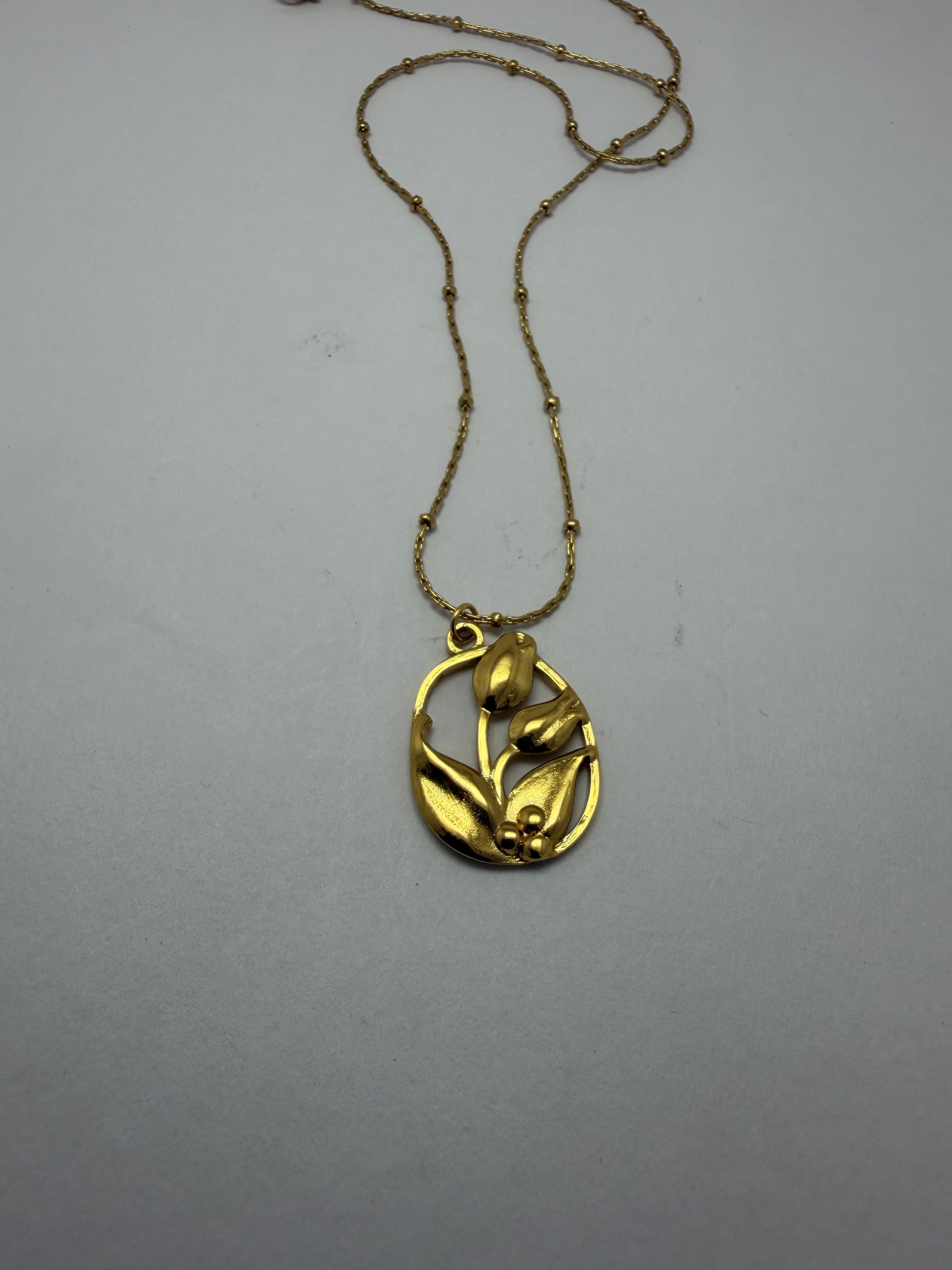Golden Bloom Necklace