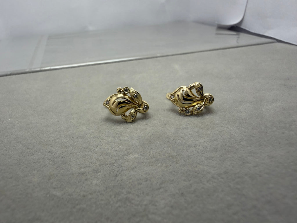 Leaflet Hoop Earrings