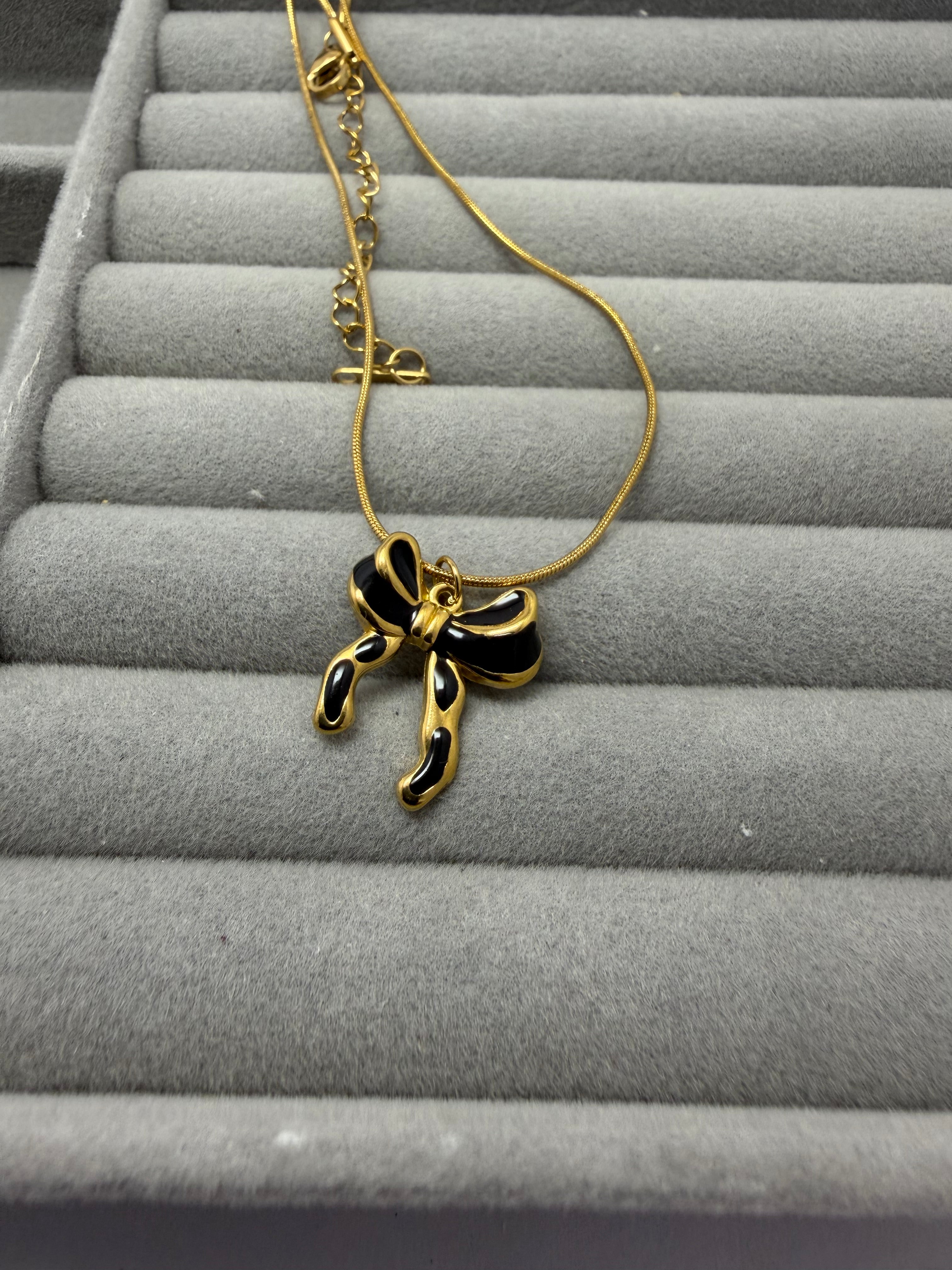 The Midnight Bow Necklace