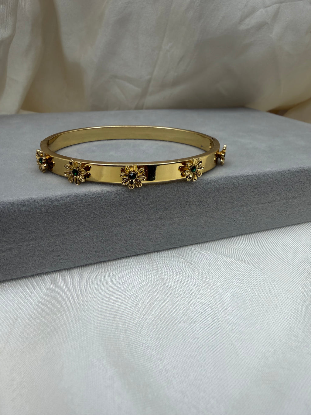 Panna Phool Bangle
