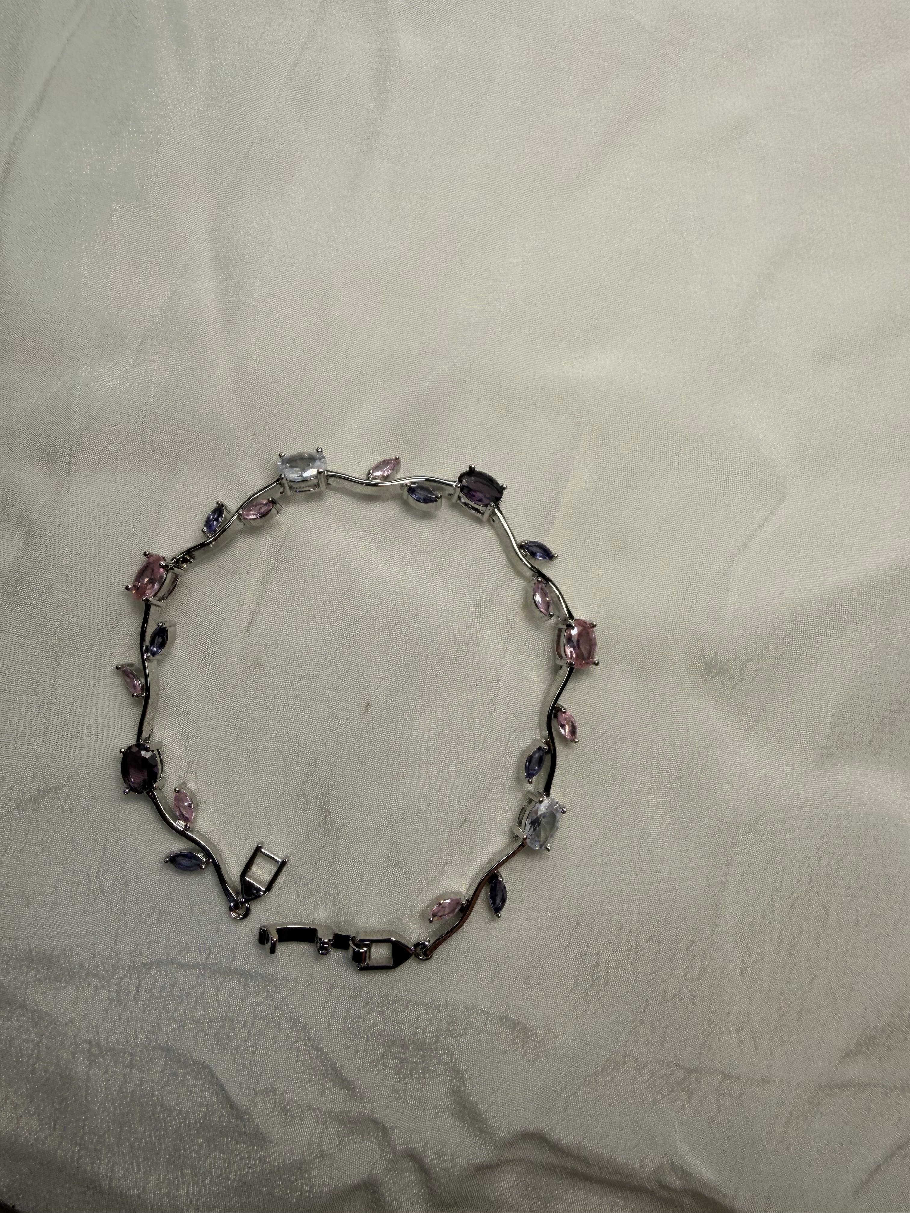 Tulip Bracelet