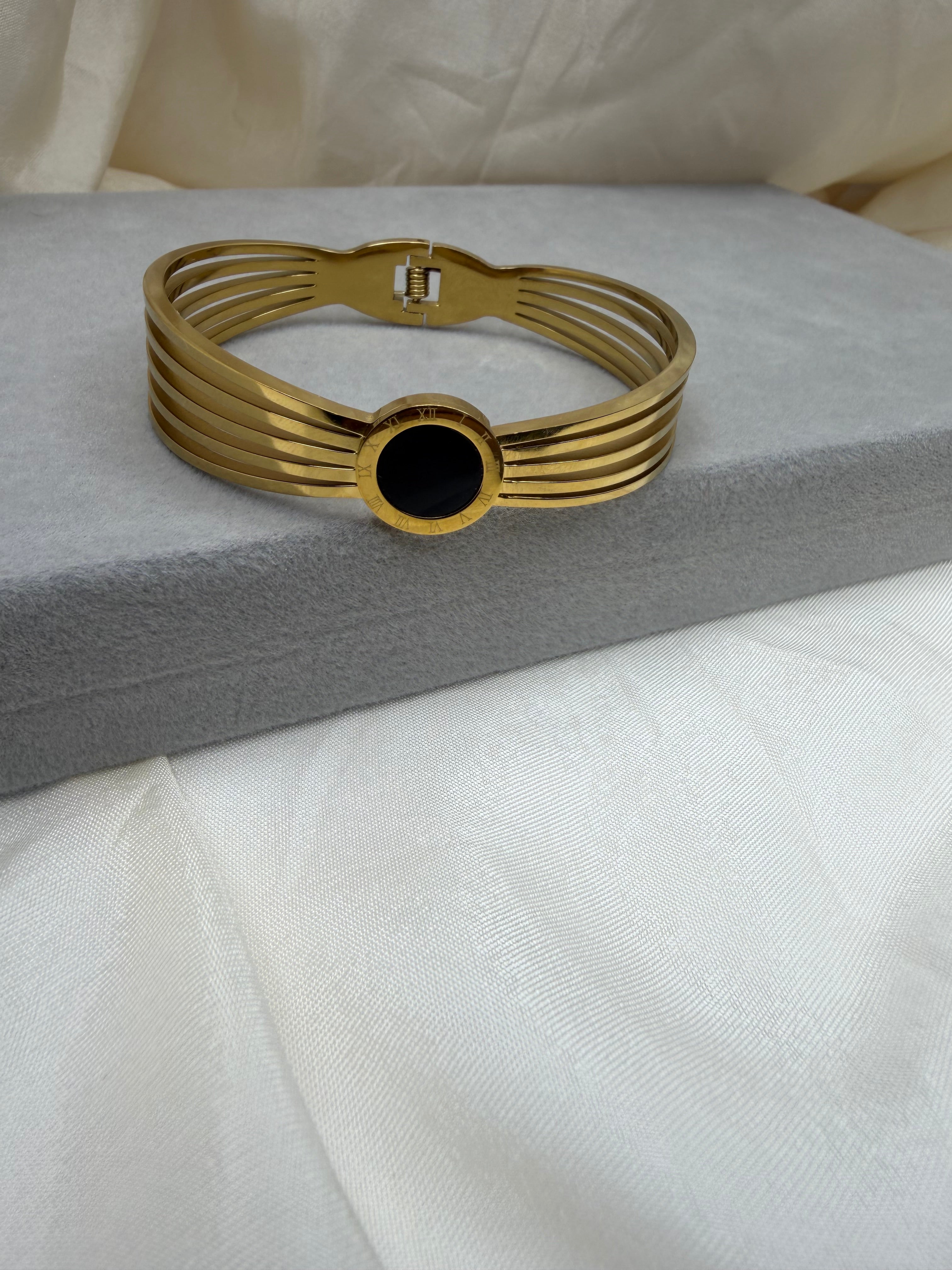 Roman Orbit Bangle