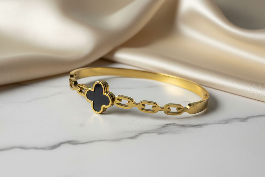 Clover Bangle Bracelet