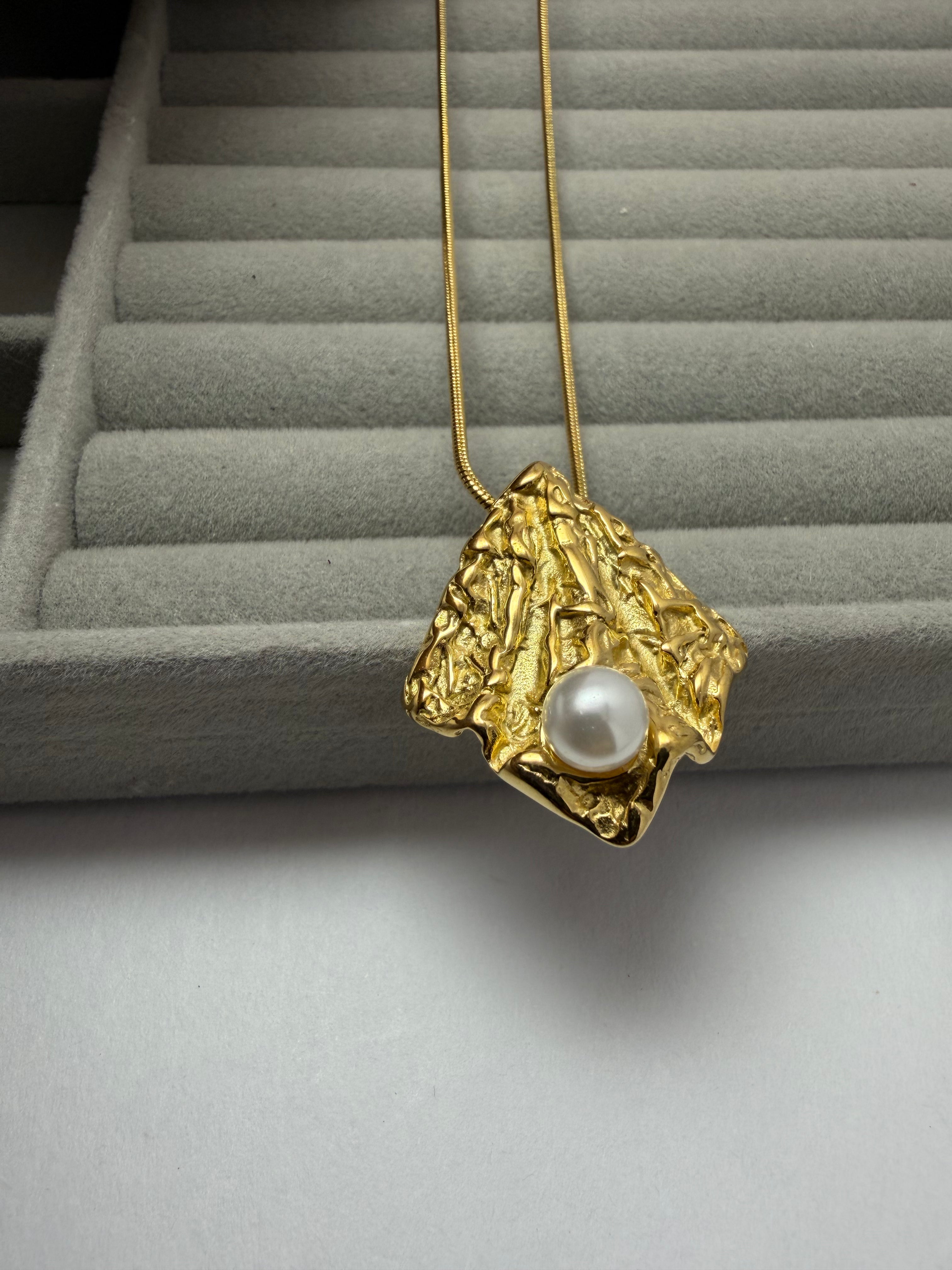 Sunken Treasure Pearl Pendant Necklace