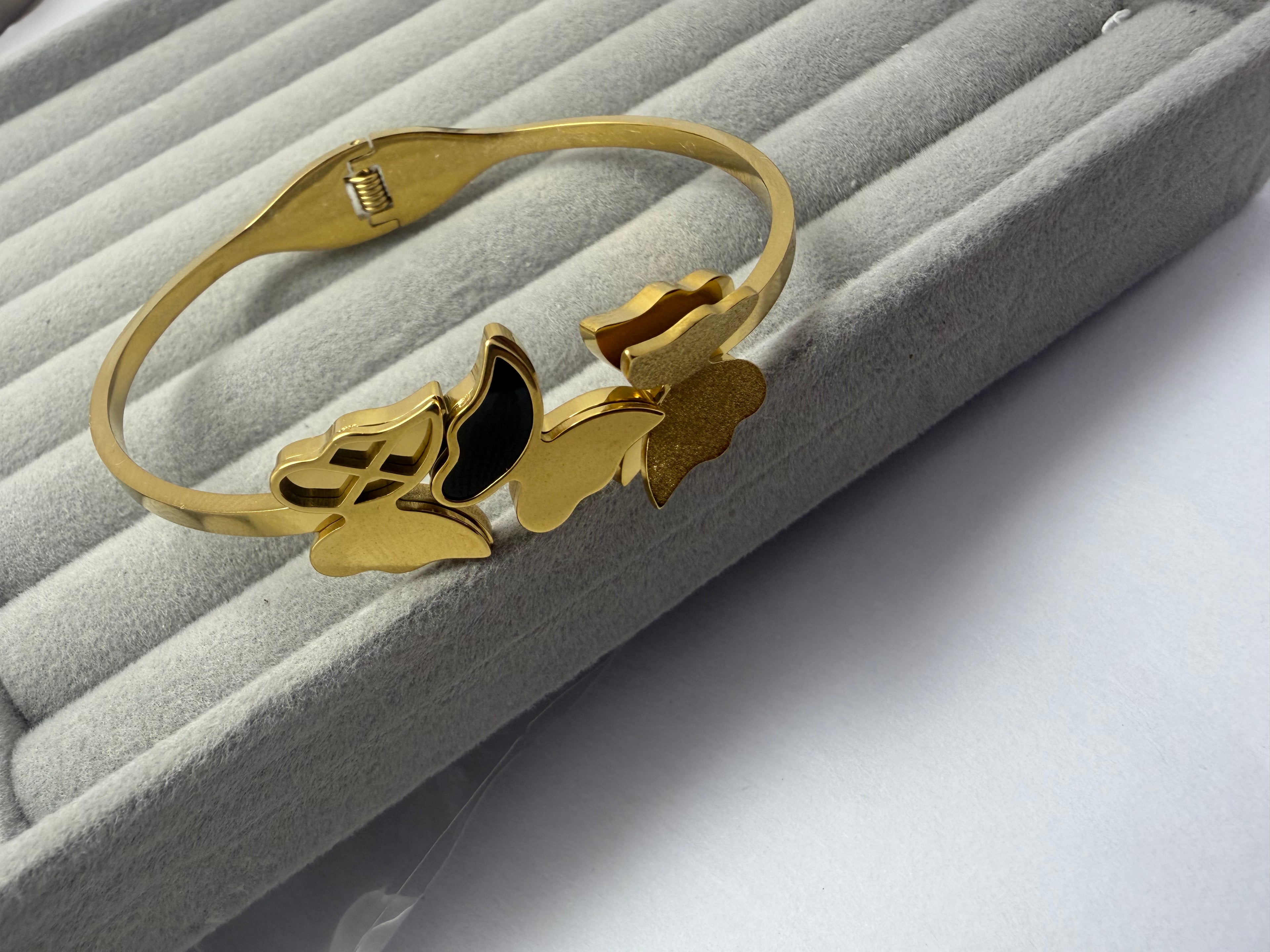 The Golden Flutter bracelet