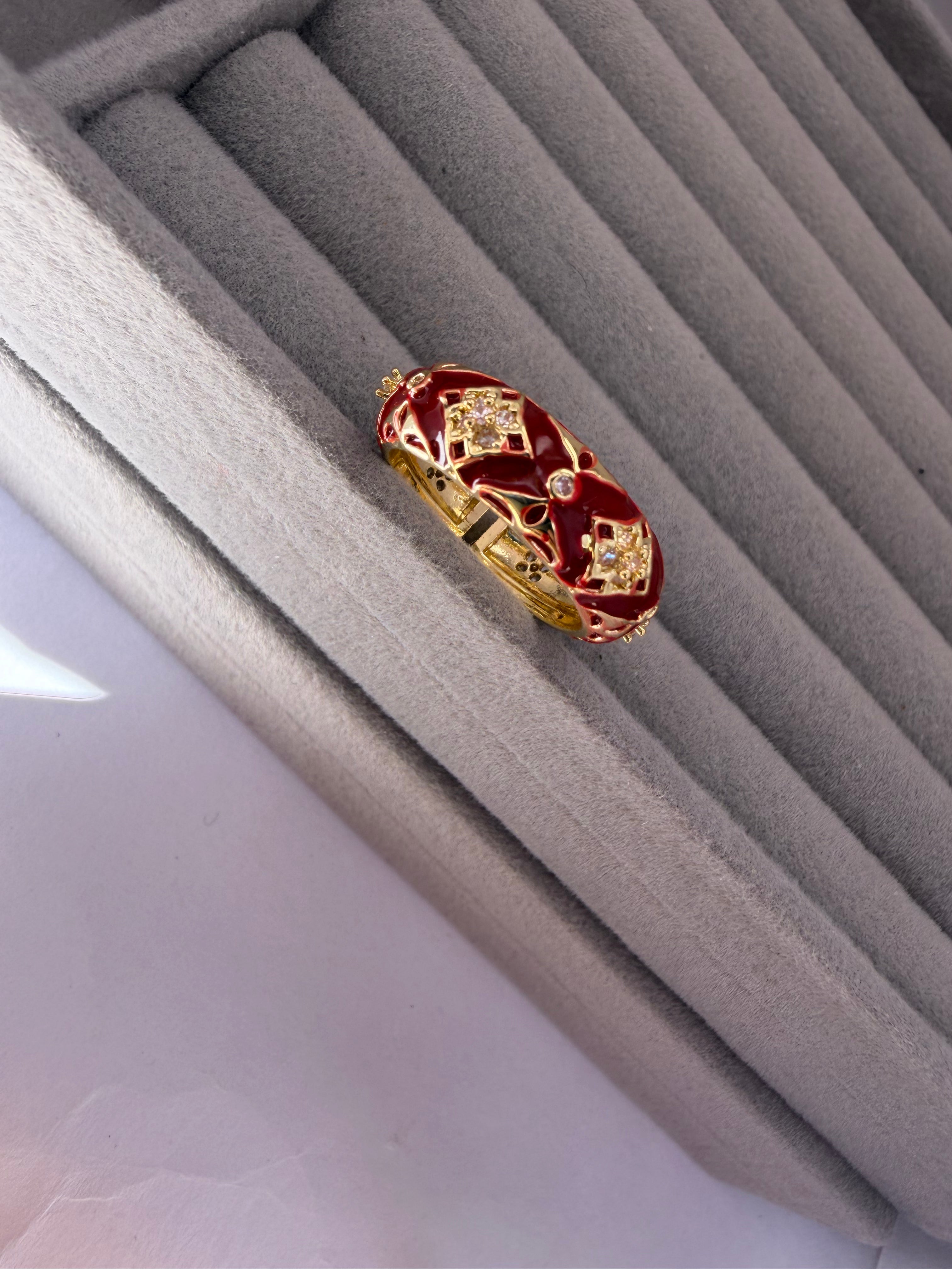 Regal Ring