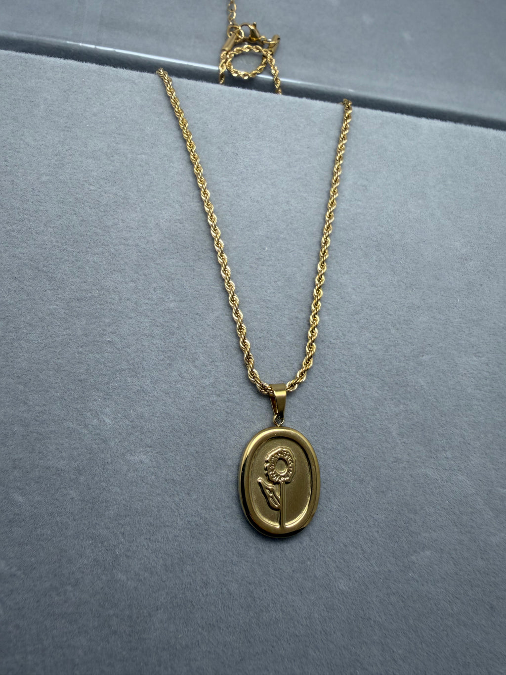 Golden Flora Necklace
