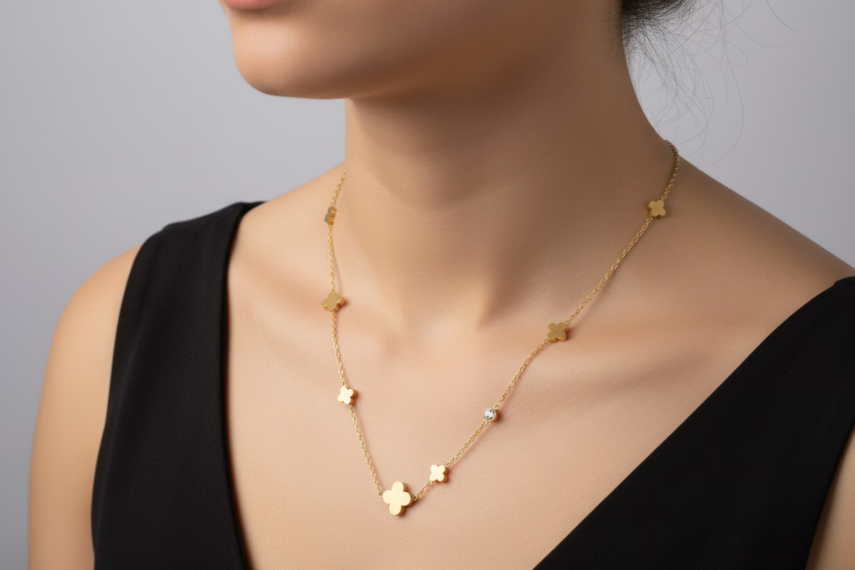 Whispering Clover Necklace