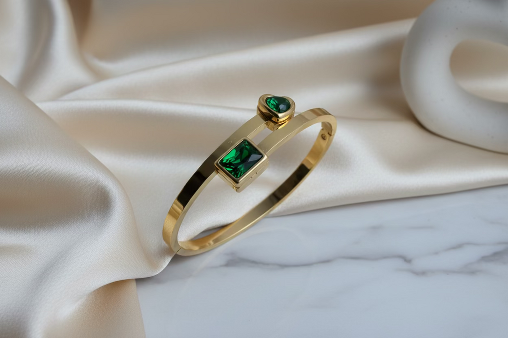 Emerald Embrace Bracelet - Baby Size