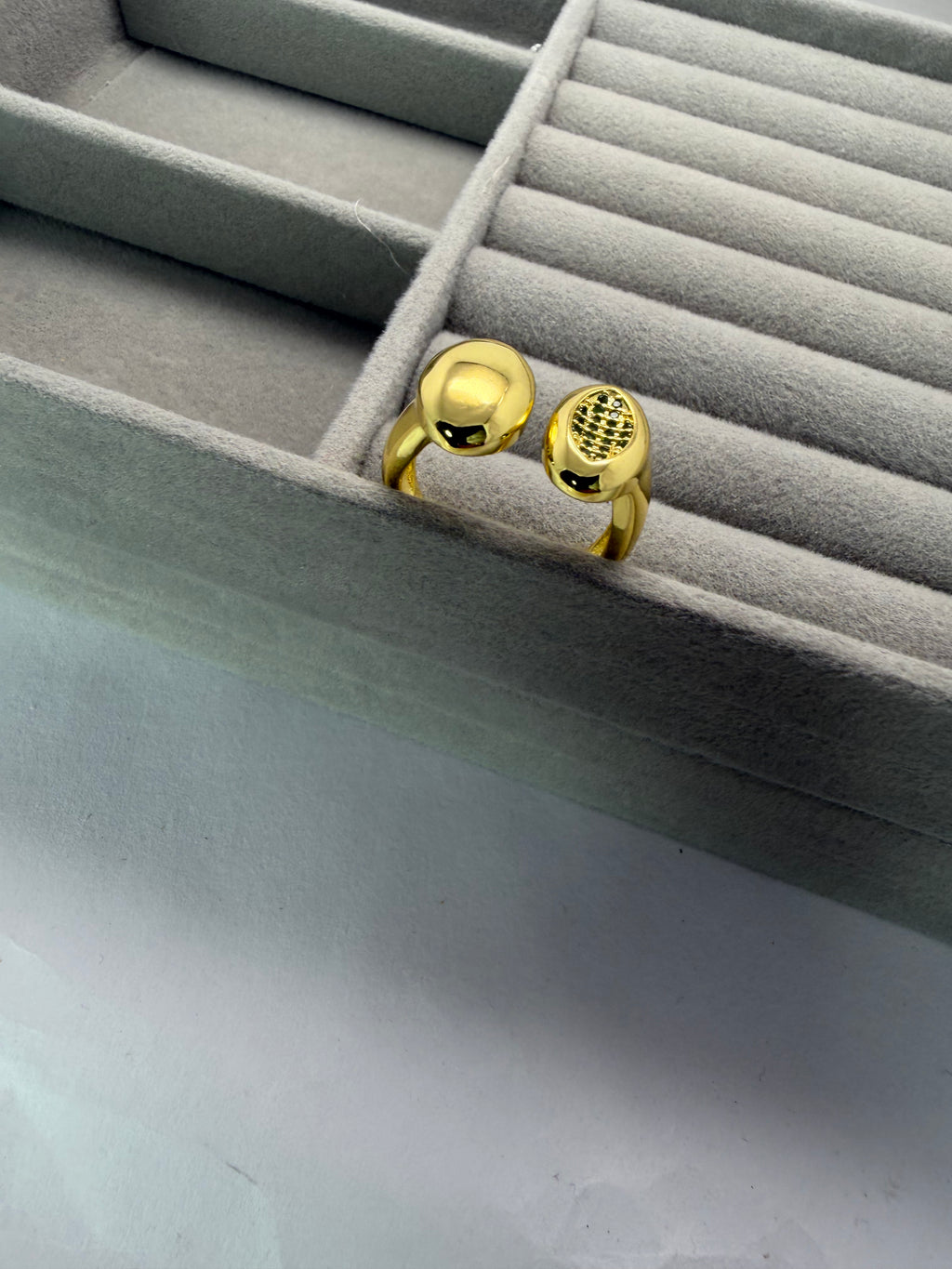 DuoLuxe Ring