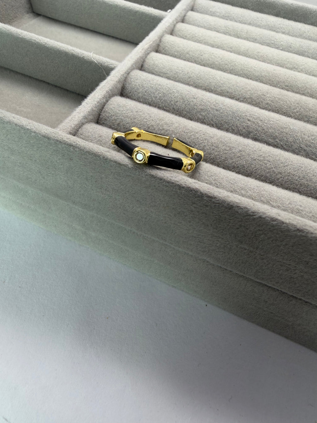 Nazariya Ring