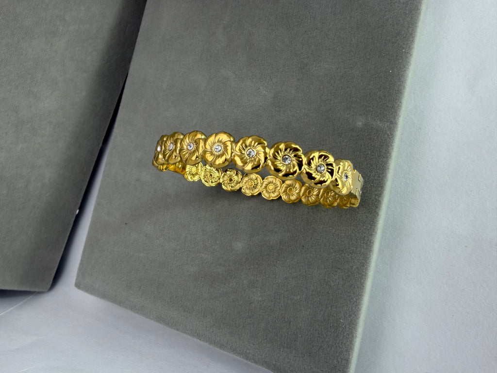Flower Bangle Bracelet