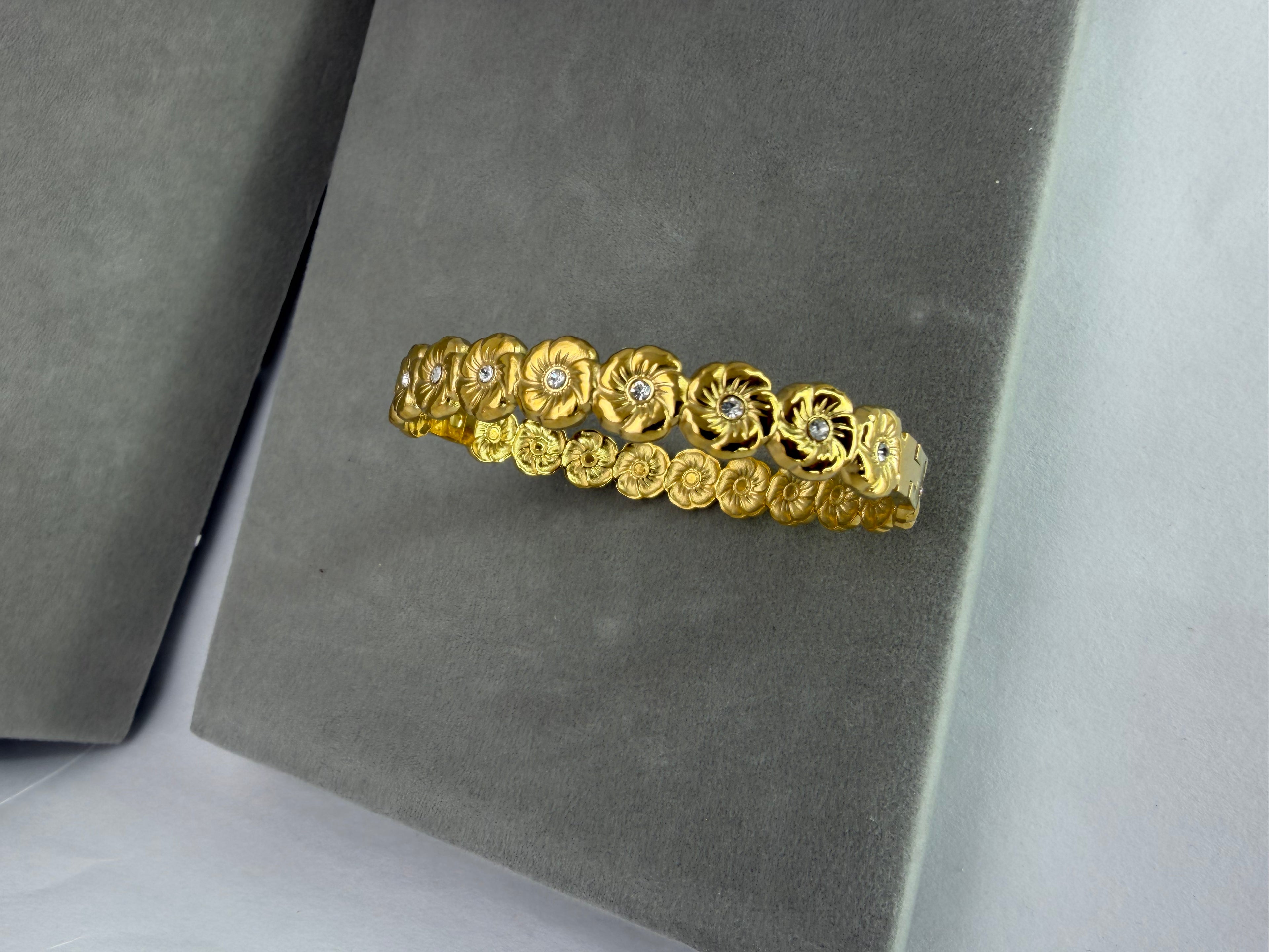 Flower Bangle Bracelet