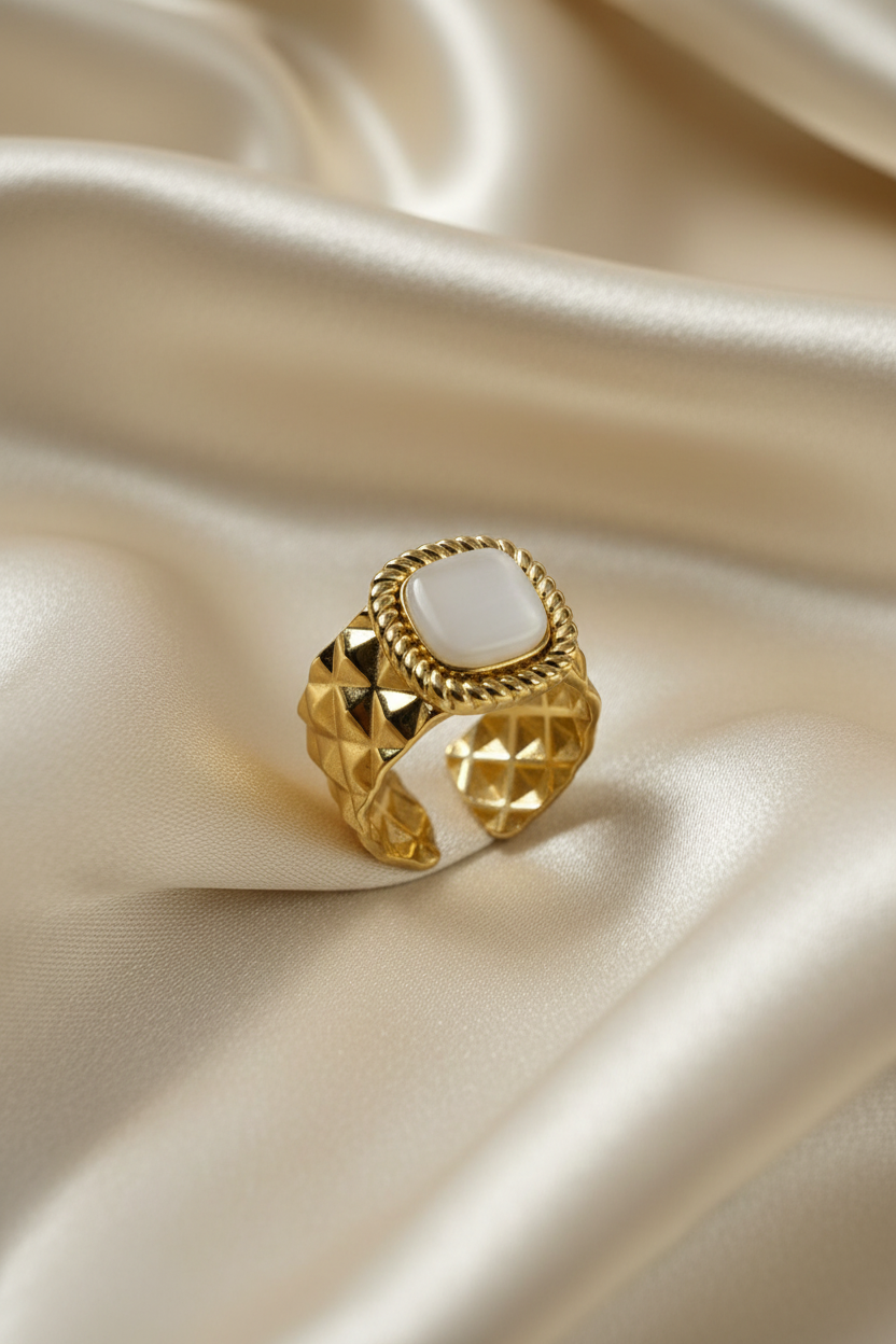 Luna Cat’s Eye Statement Ring
