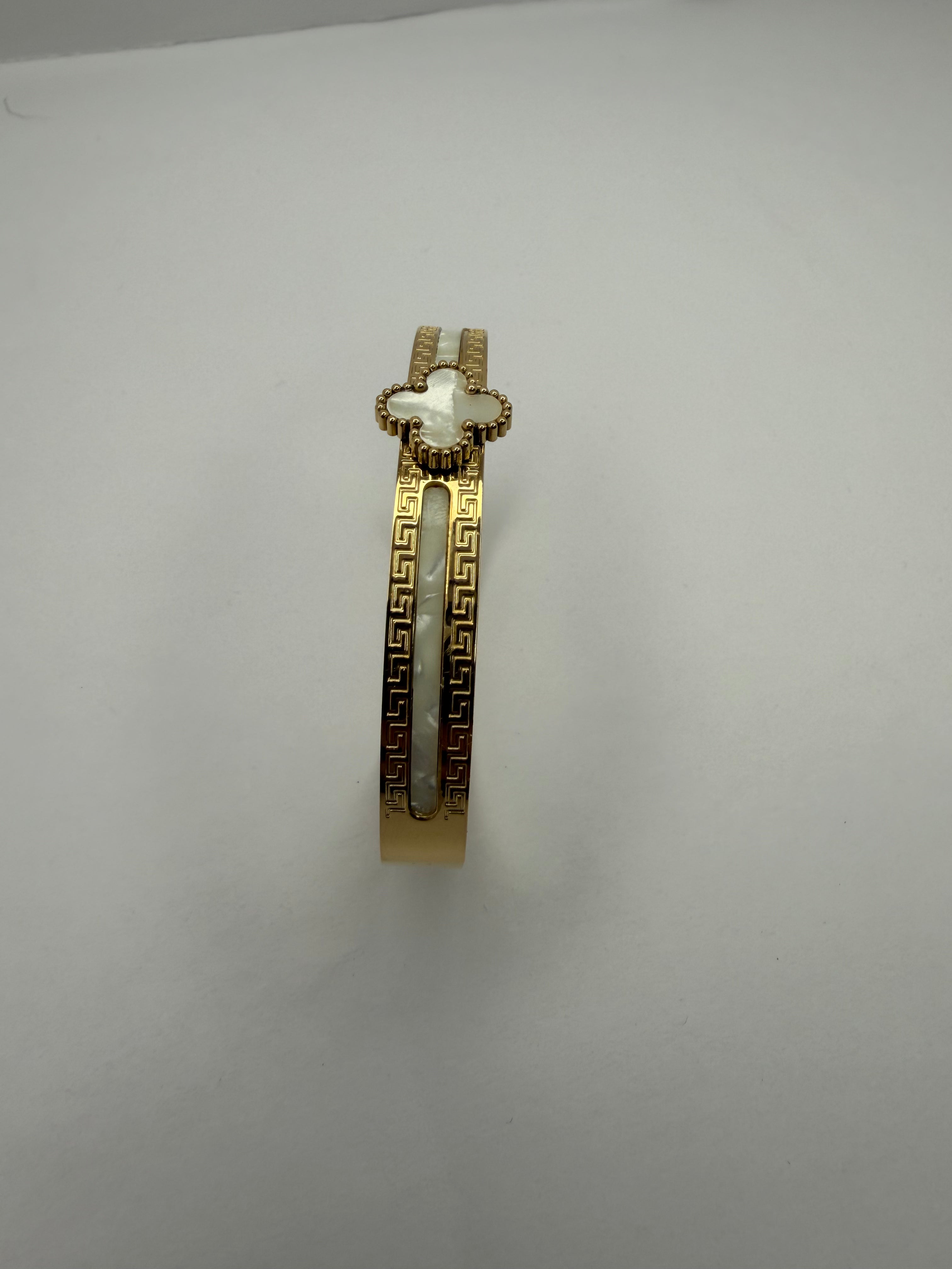 Clover Royale Bracelet