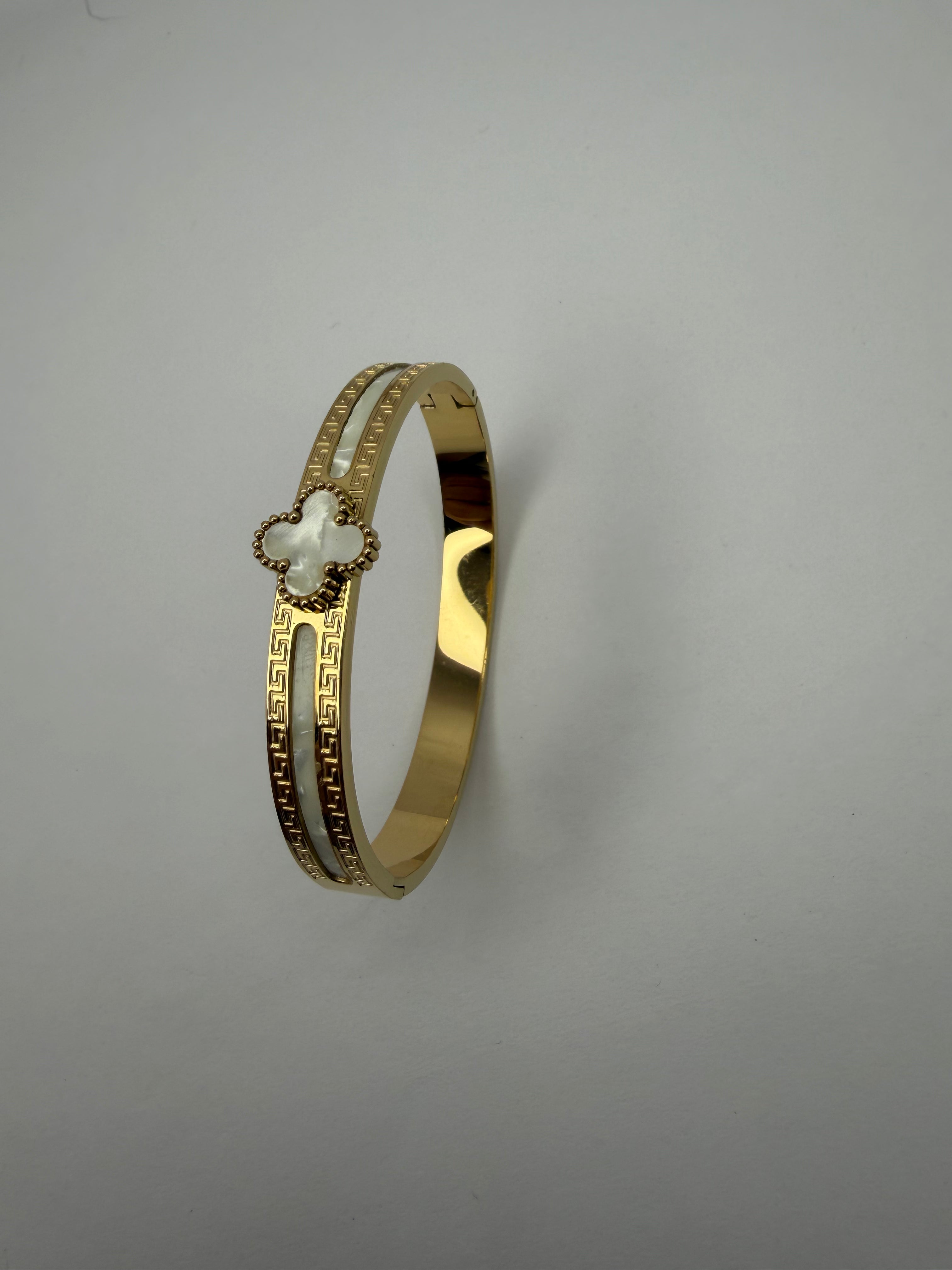 Clover Royale Bracelet