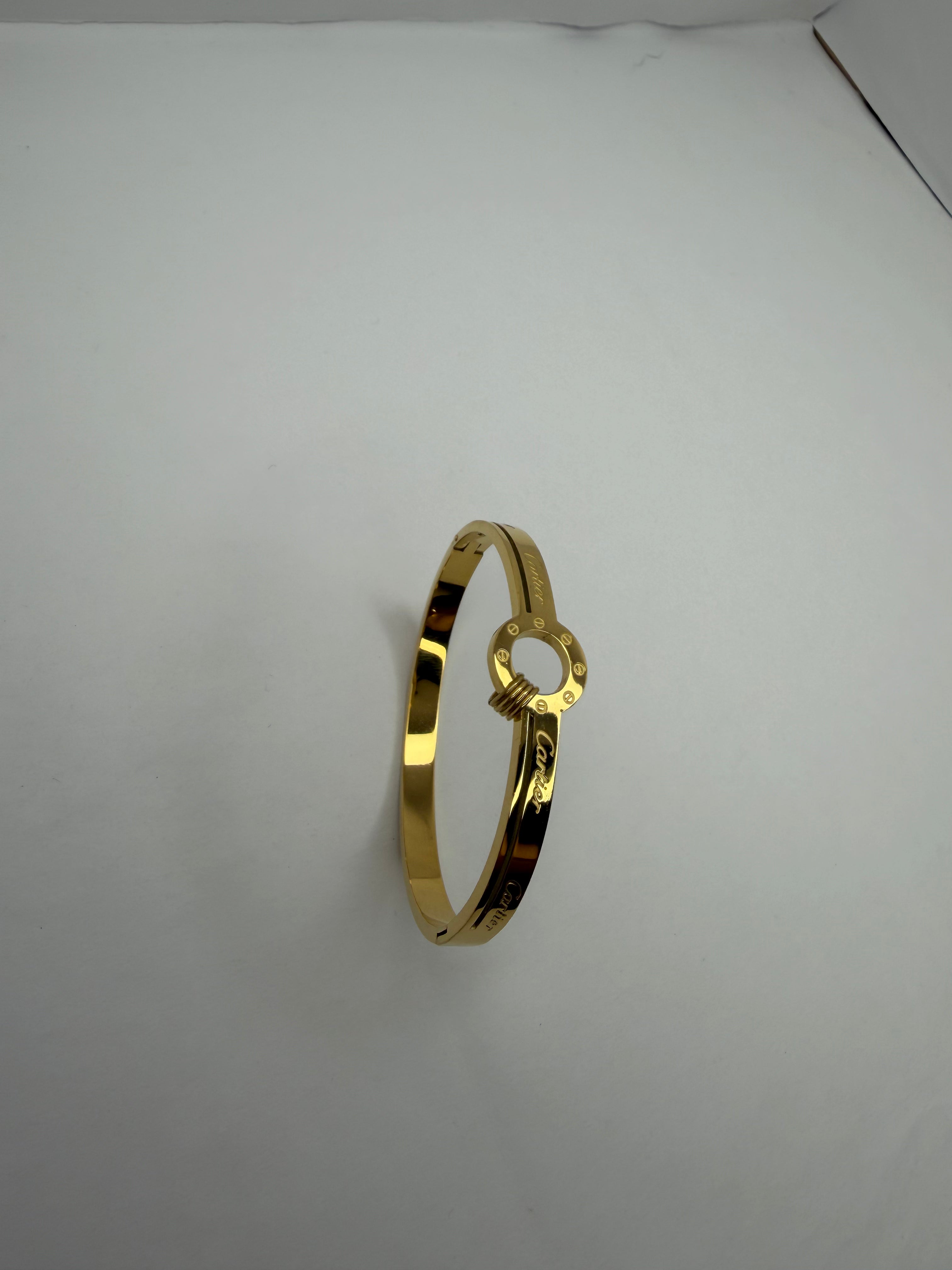 Golden Loop Love Bracelet
