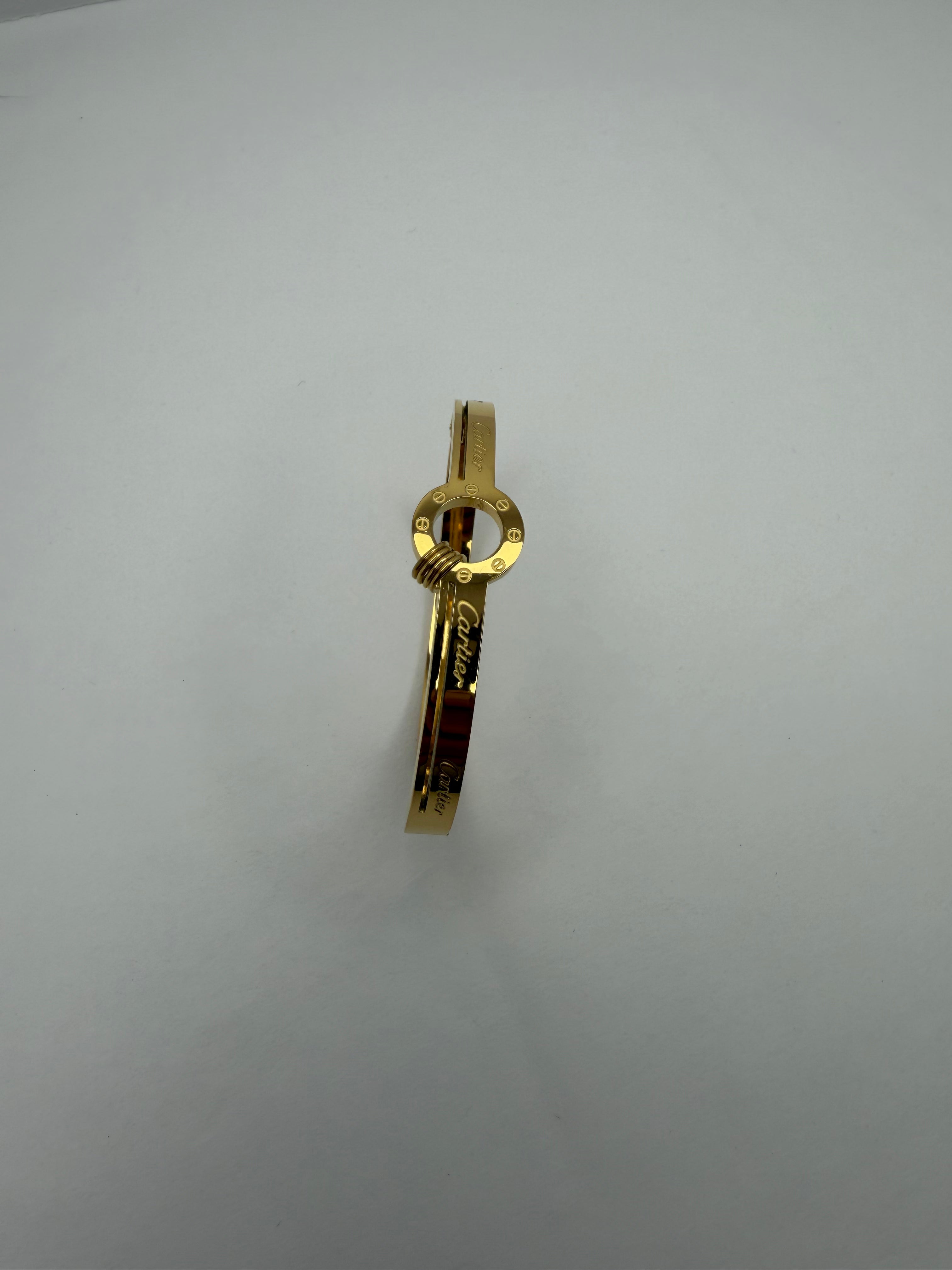 Golden Loop Love Bracelet