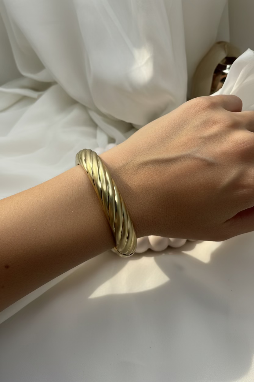 Golden Tress Bangle