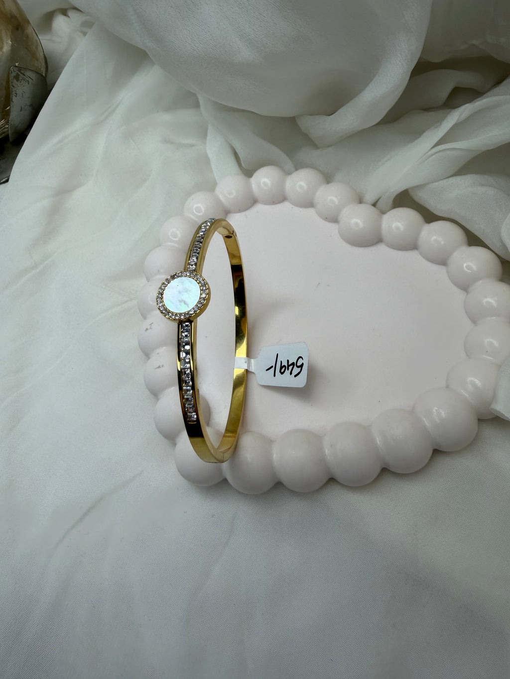 Clairé Bangle