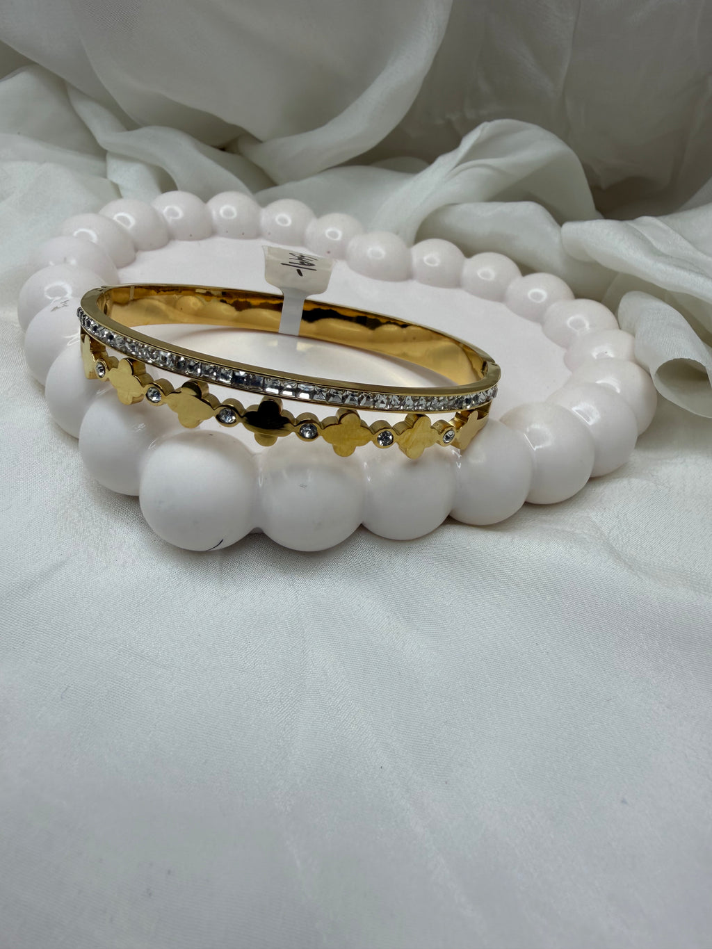 Crystal Clover Bangle