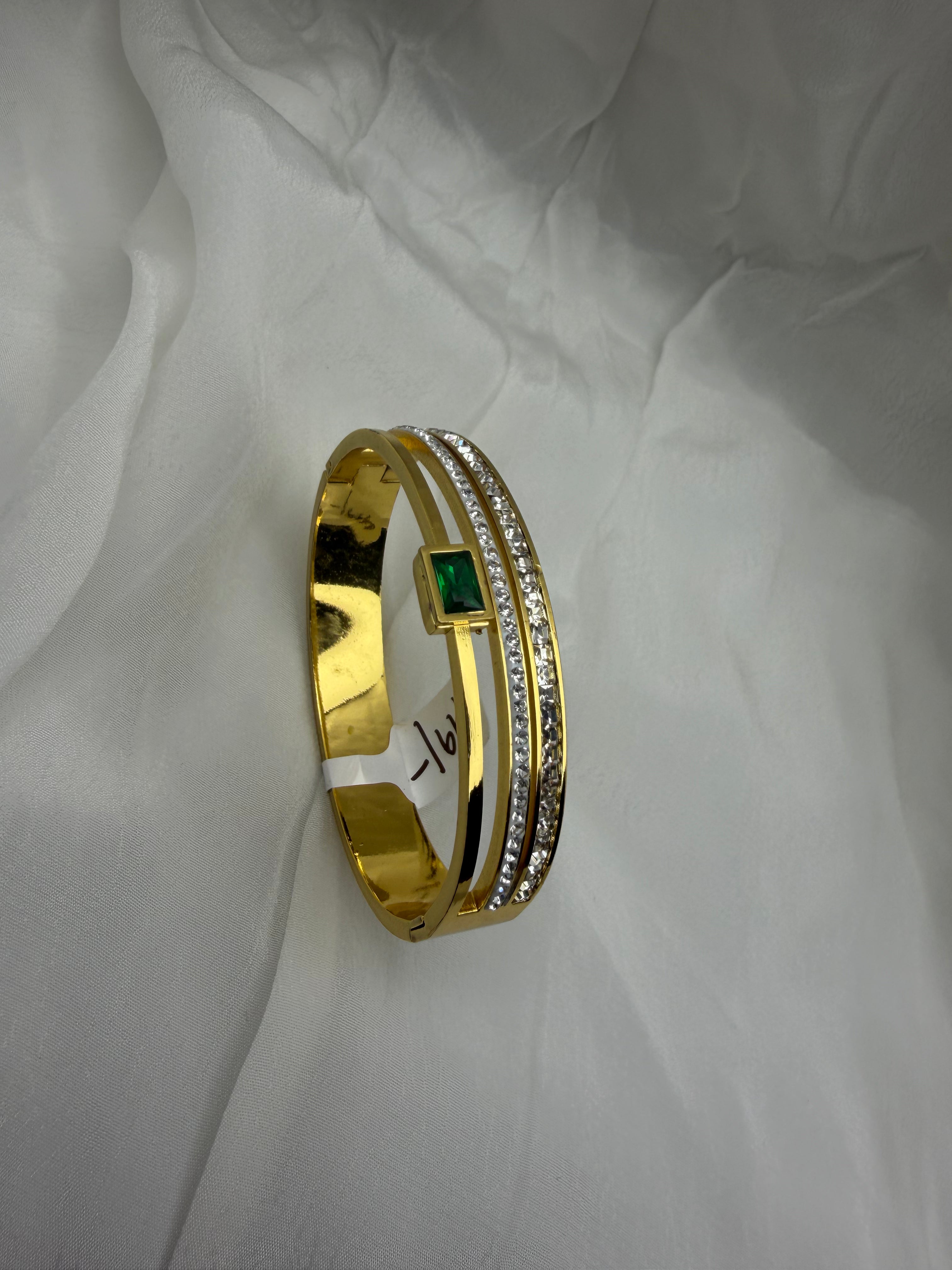 Royal Green Spark Bangle