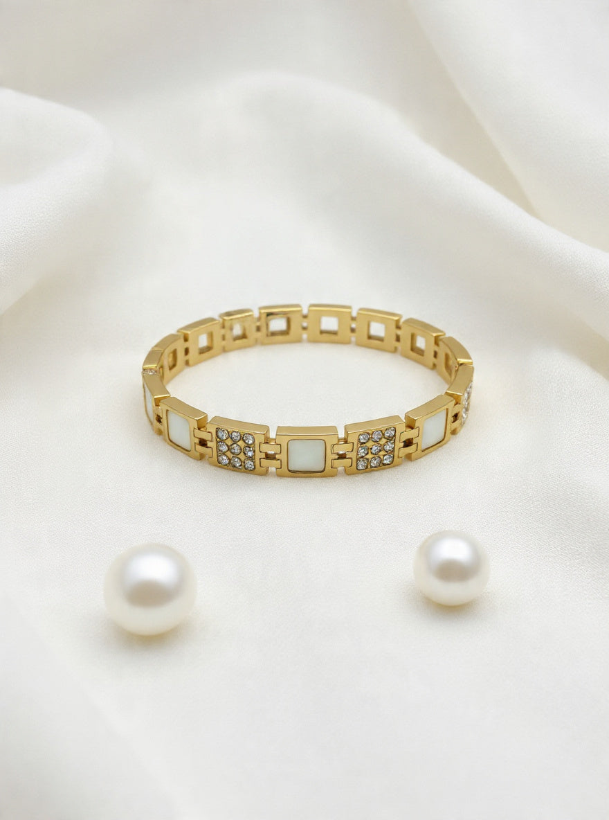Square Pearl Pavé Gold Link Bangle (baby size)