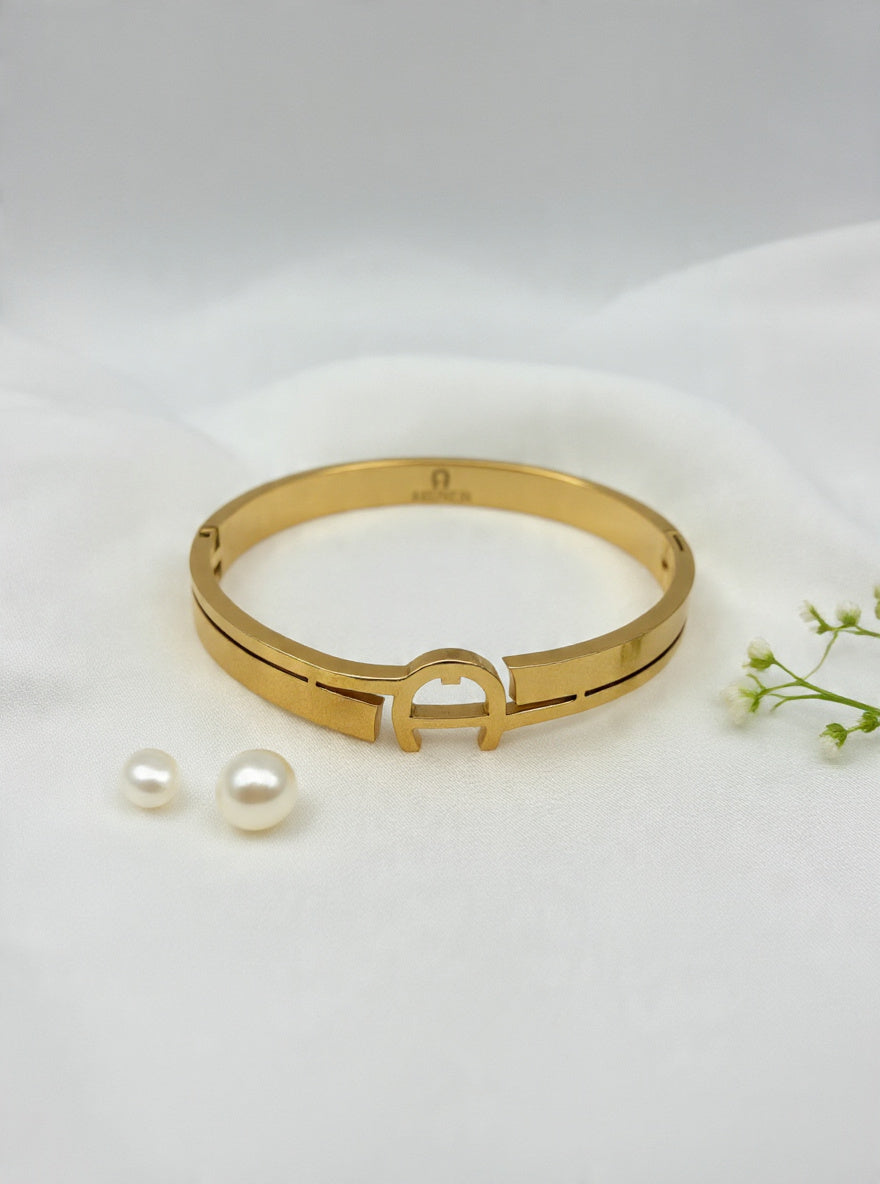 Signature D Initial Anti-Tarnish Cuff – Gold Bangle Baby Size