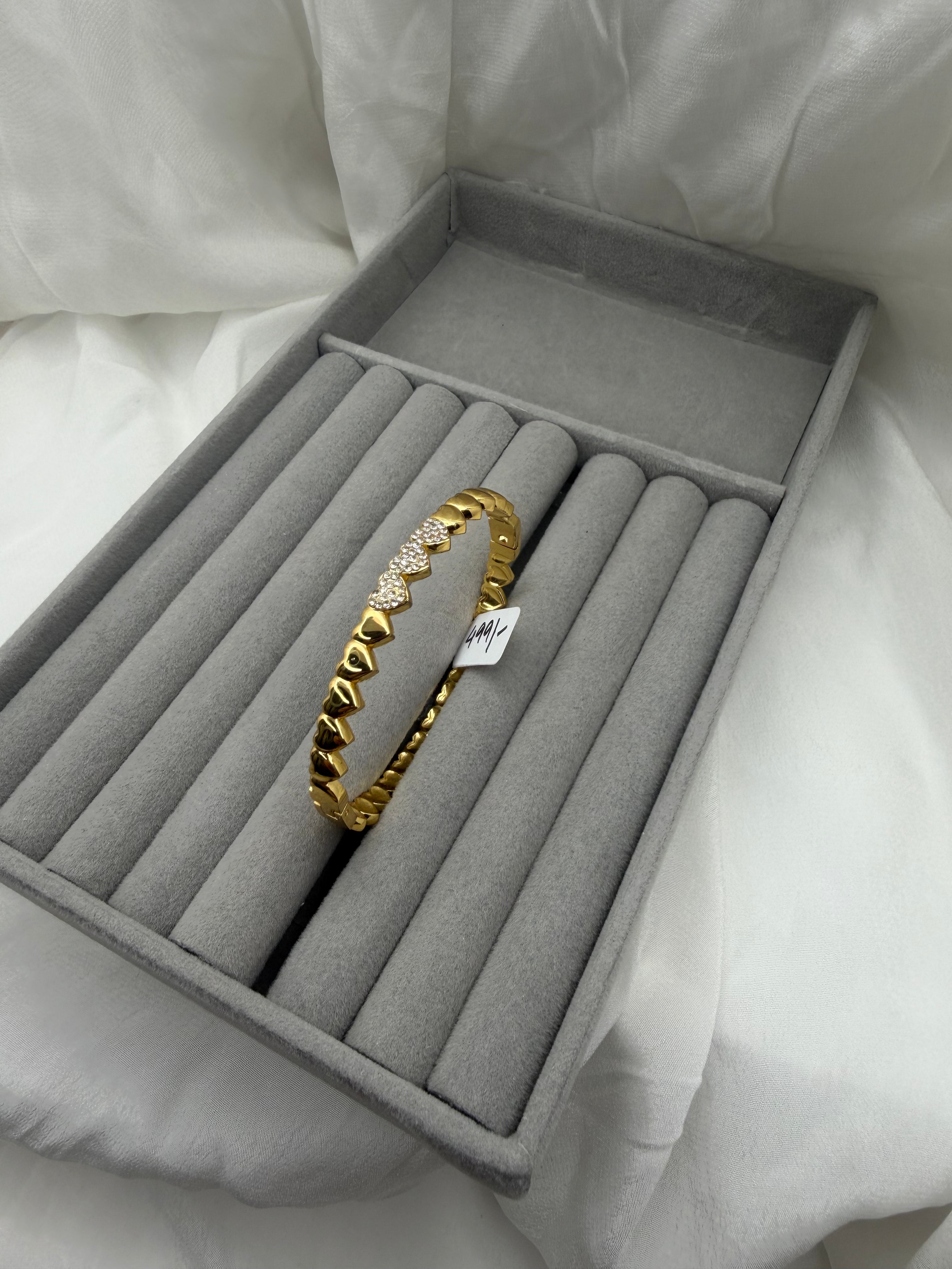 Amour Triple Crystal Heart Bangle – 18K Gold PVD