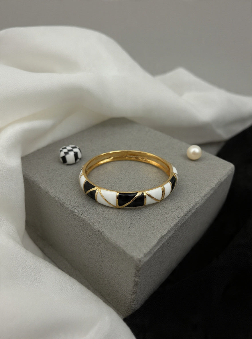 Monochrome Geo Enamel Bangle – Black White Gold