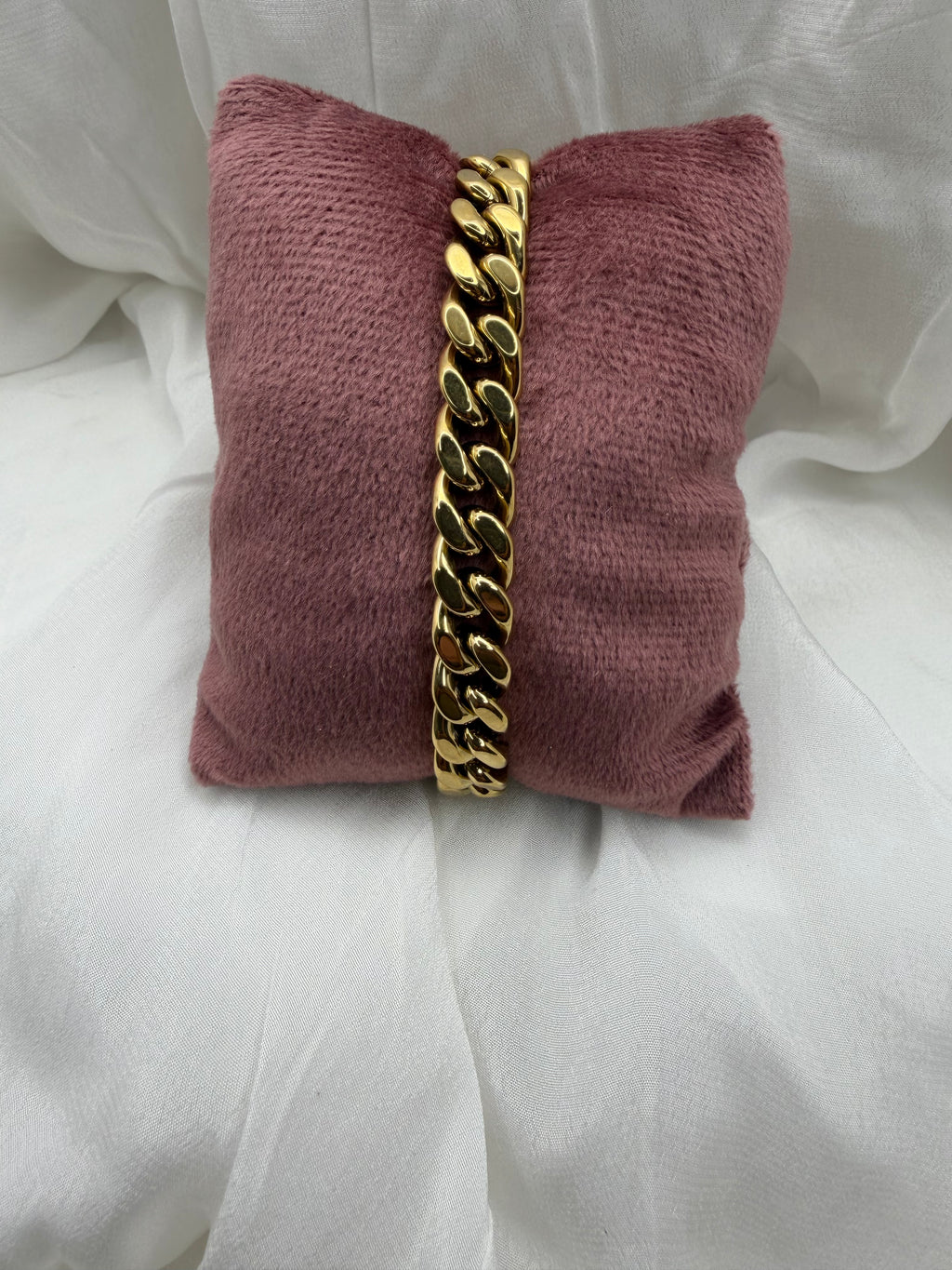 Bold Cuban Link Bracelet