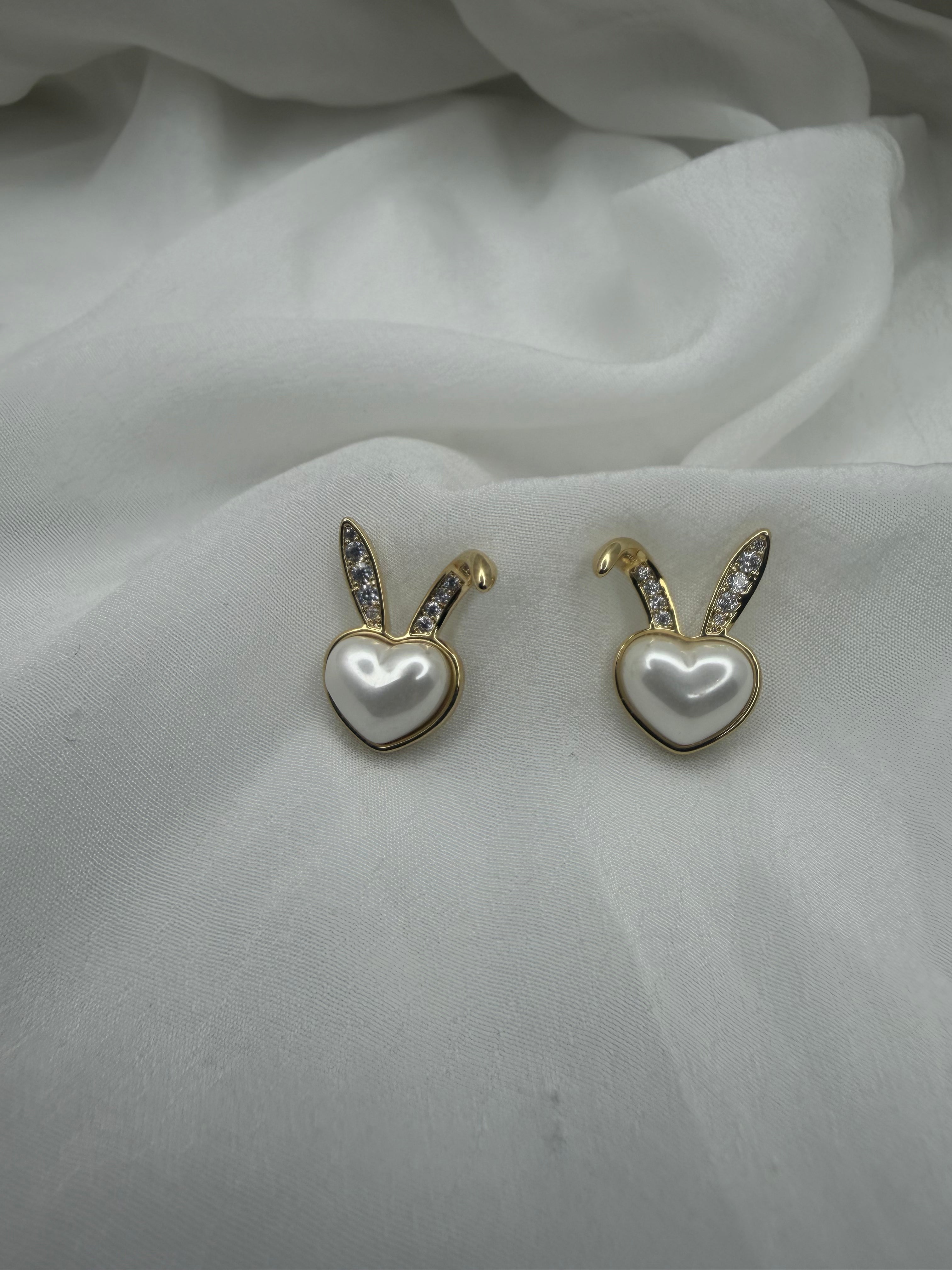 Bunny Heart Pearl Studs