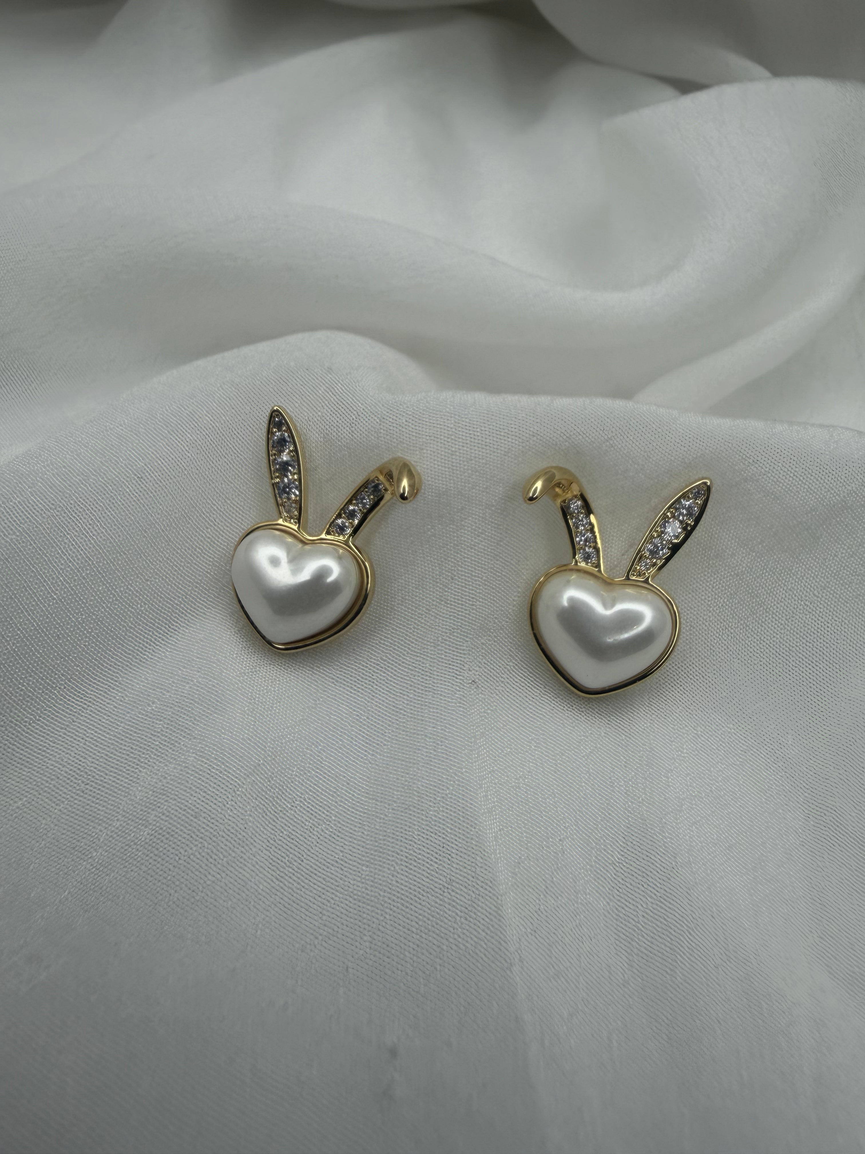 Bunny Heart Pearl Studs