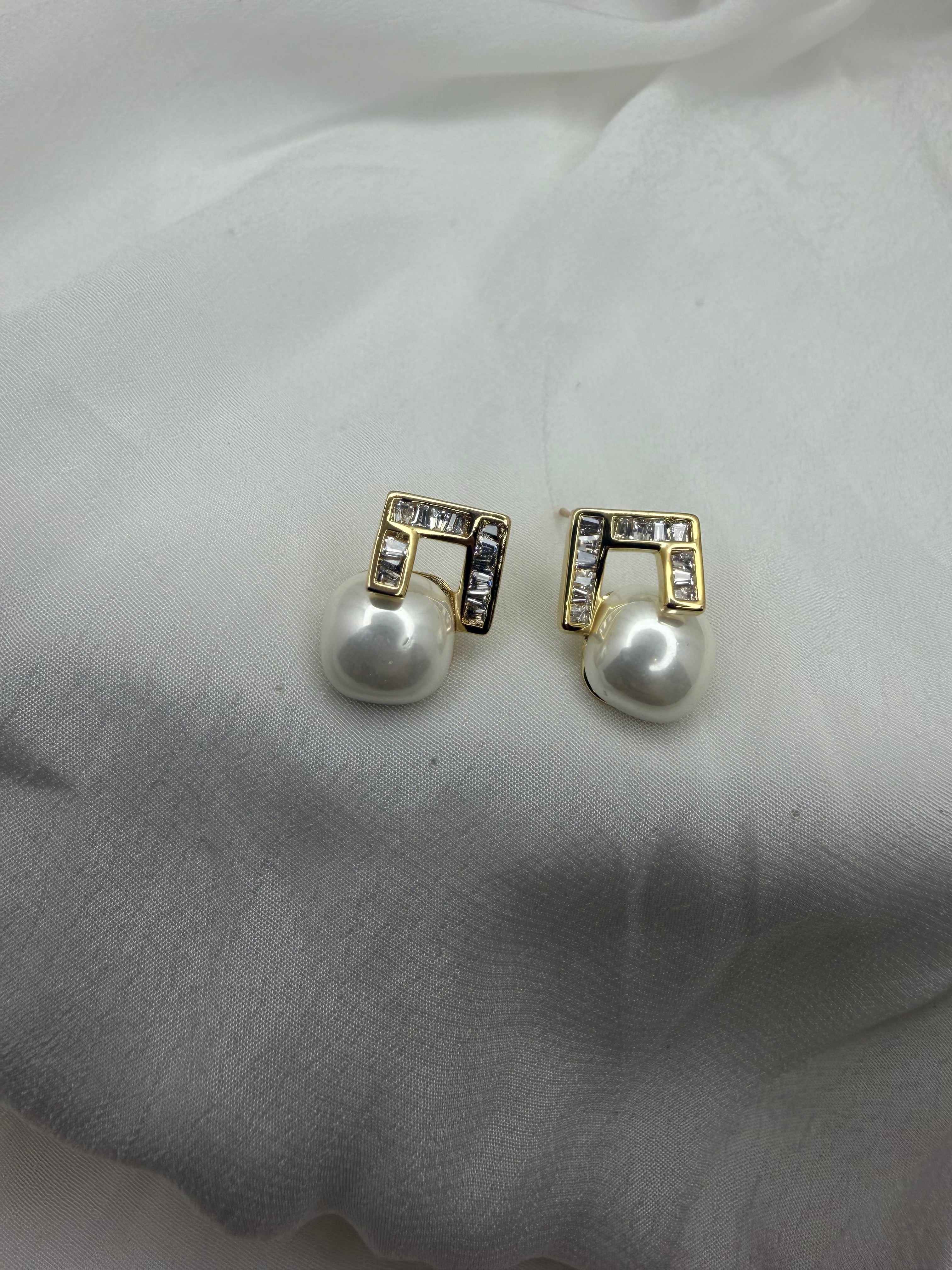 Geo Luxe Baroque Pearl Stud Earrings